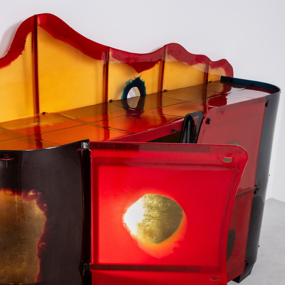 Credenza a due ante Nobody’s Pefect