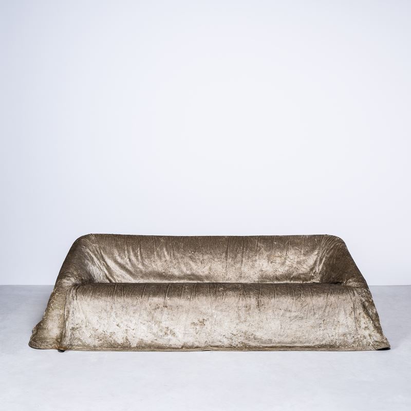Divano Mantilla