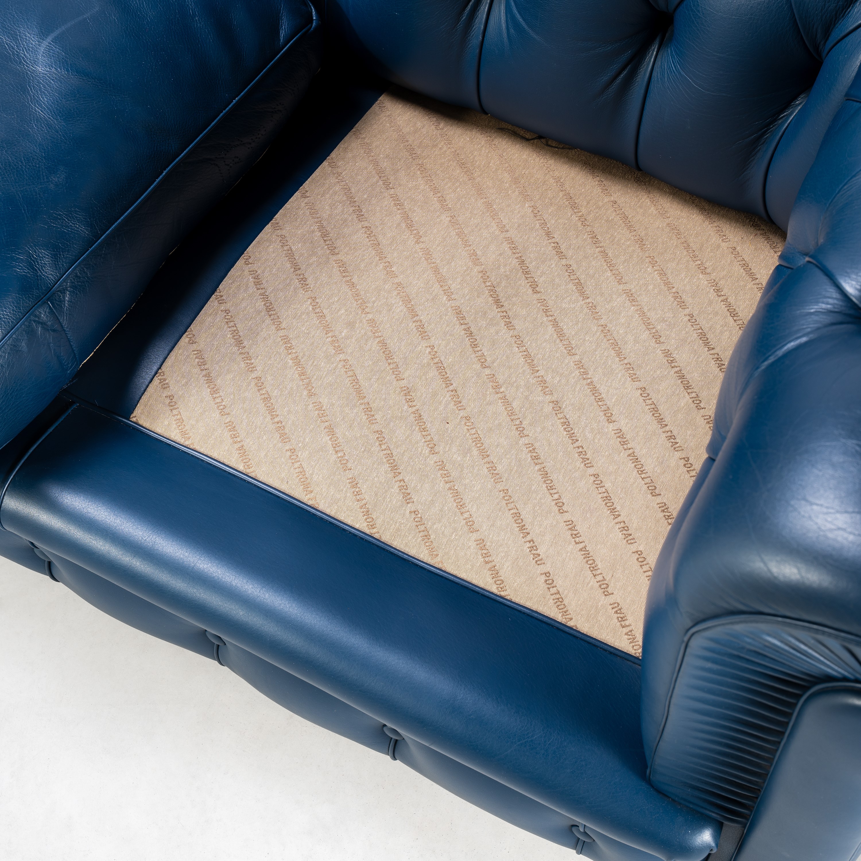 Coppia divani Chester 934
