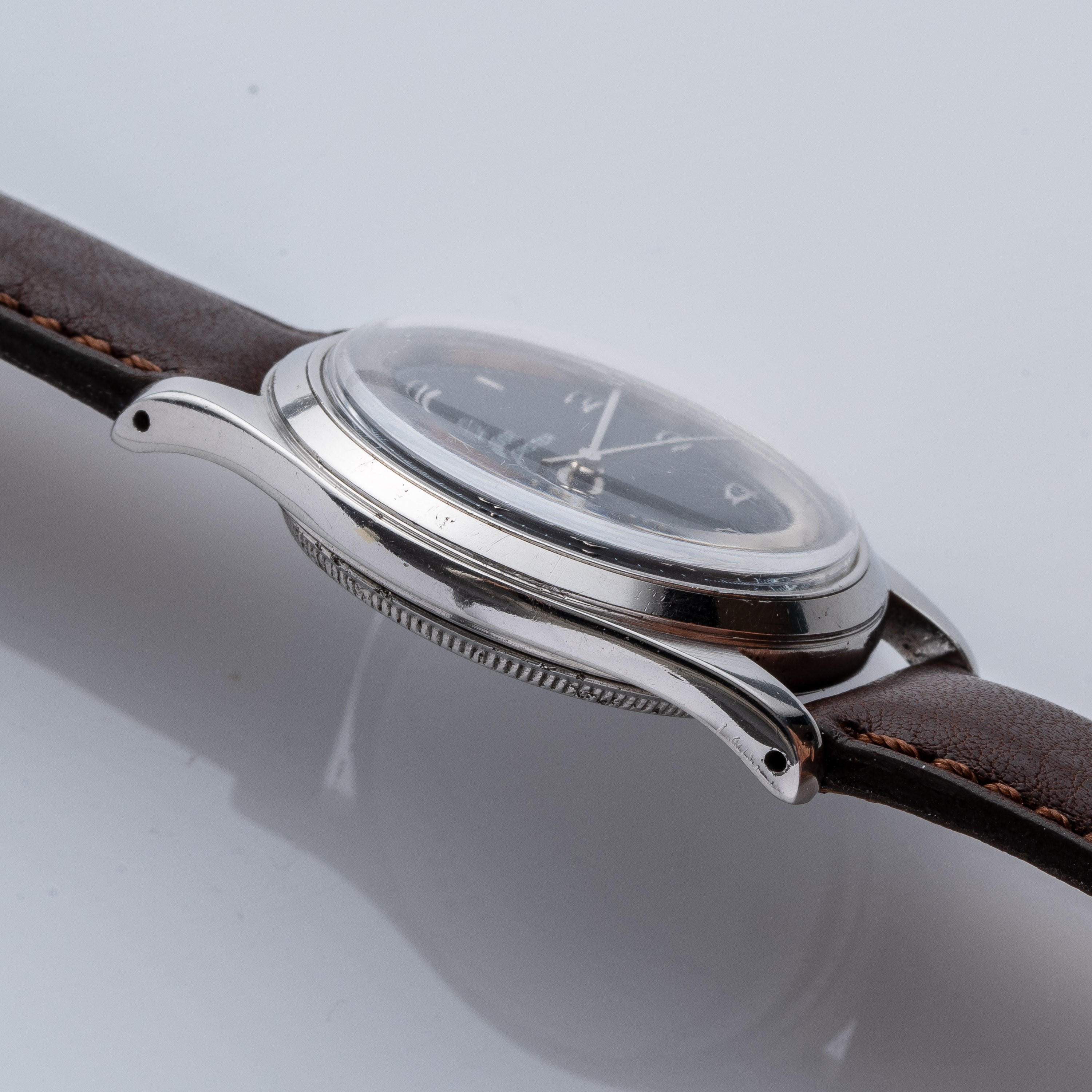 TUDOR - AUTO OYSTEROROLOGIO A CARICA AUTOMATICA A MARTELLETTO IN ACCIAIO CON QUADRANTE NERO.