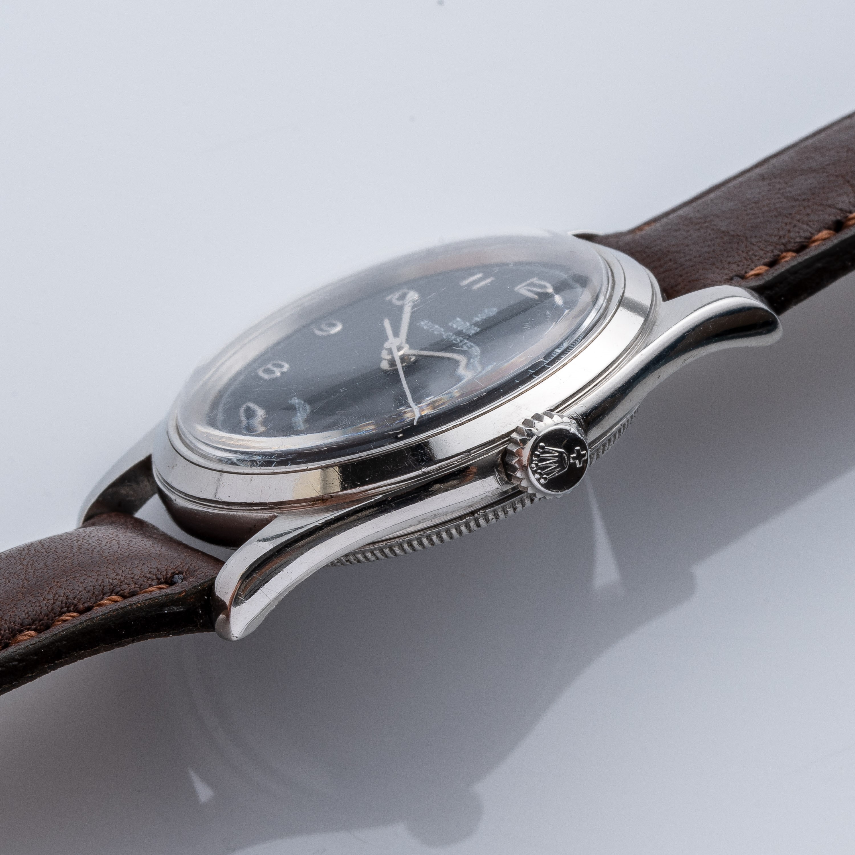 TUDOR - AUTO OYSTEROROLOGIO A CARICA AUTOMATICA A MARTELLETTO IN ACCIAIO CON QUADRANTE NERO.