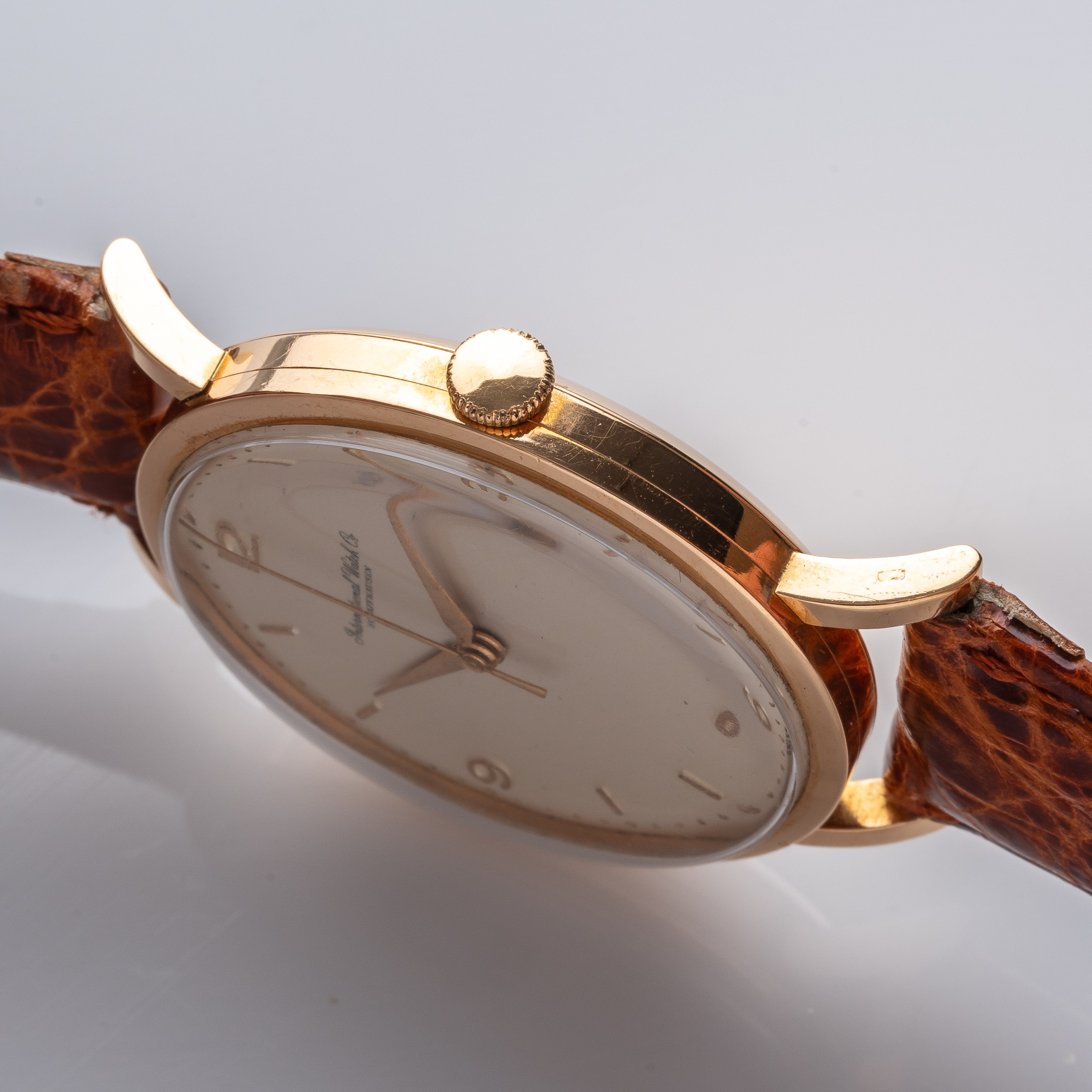 IWC - CALATRAVA OVERSIZEOROLOGIO SOLO TEMPO A CARICA MANUALE IN ORO GIALLO 18KT CON PICCOLI SECON...