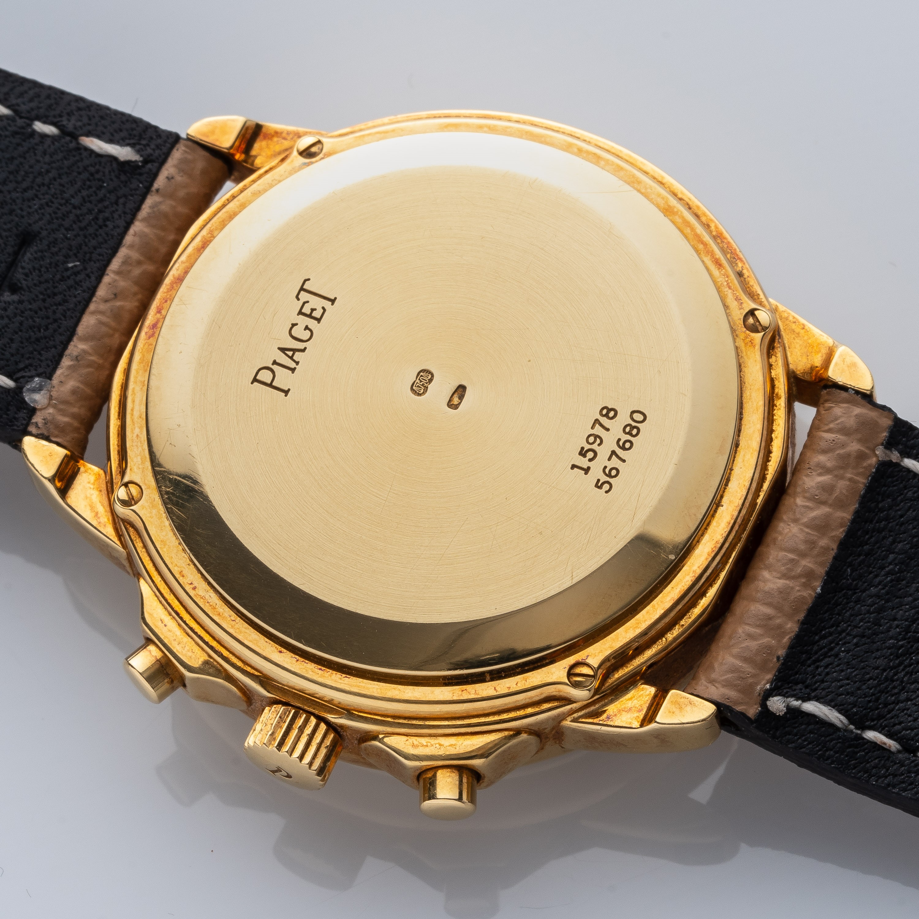 PIAGET - GOVERNEURCRONOGRAFO A CARICA MANUALE IN ORO GIALLO 18KT CON TASTI A POMPA E QUADRANTE BI...