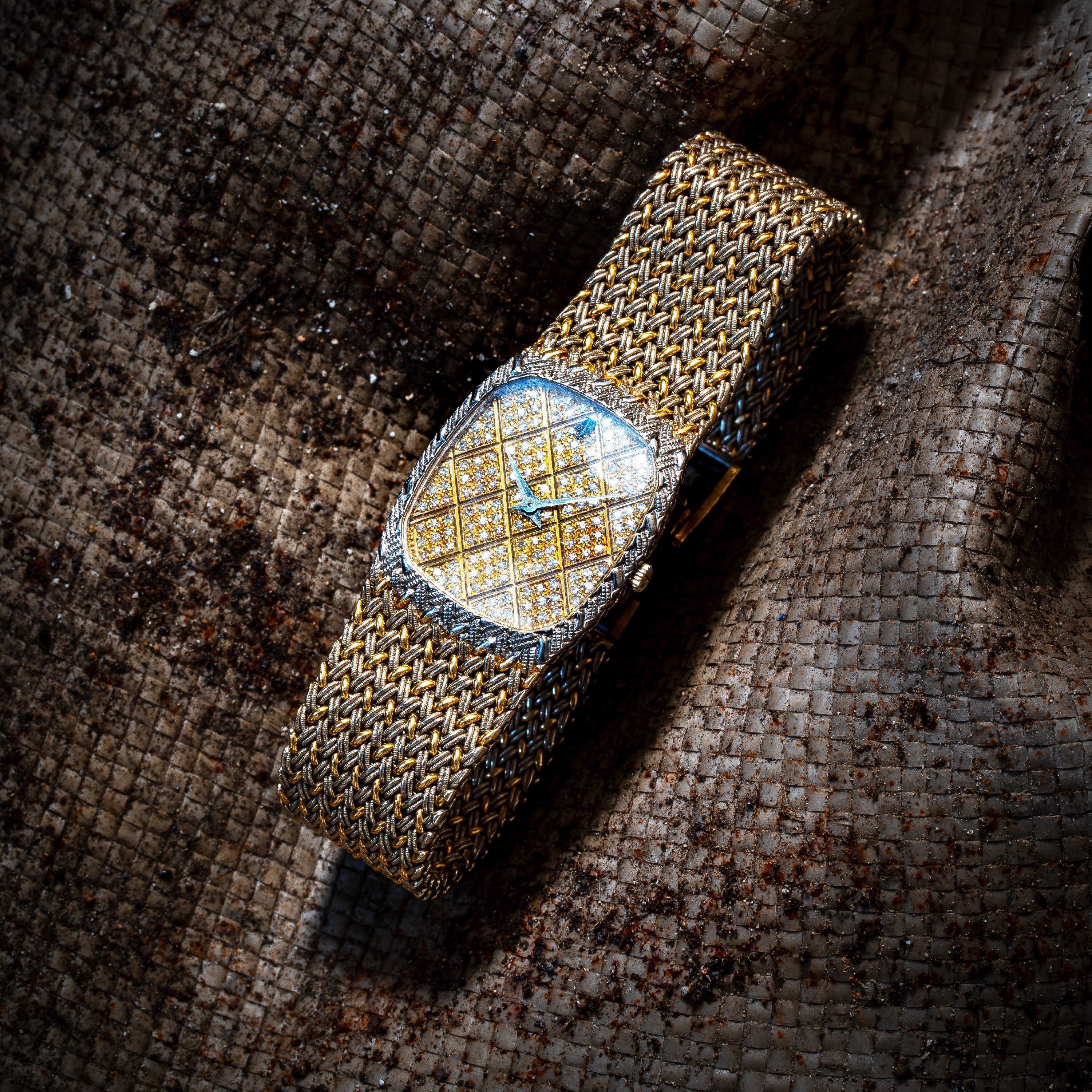 AUDEMARS PIGUET - COBRA OROLOGIO A CARICA MANUALE IN ORO BIANCO E GIALLO 18KT E QUADRANTE IN DIAM...
