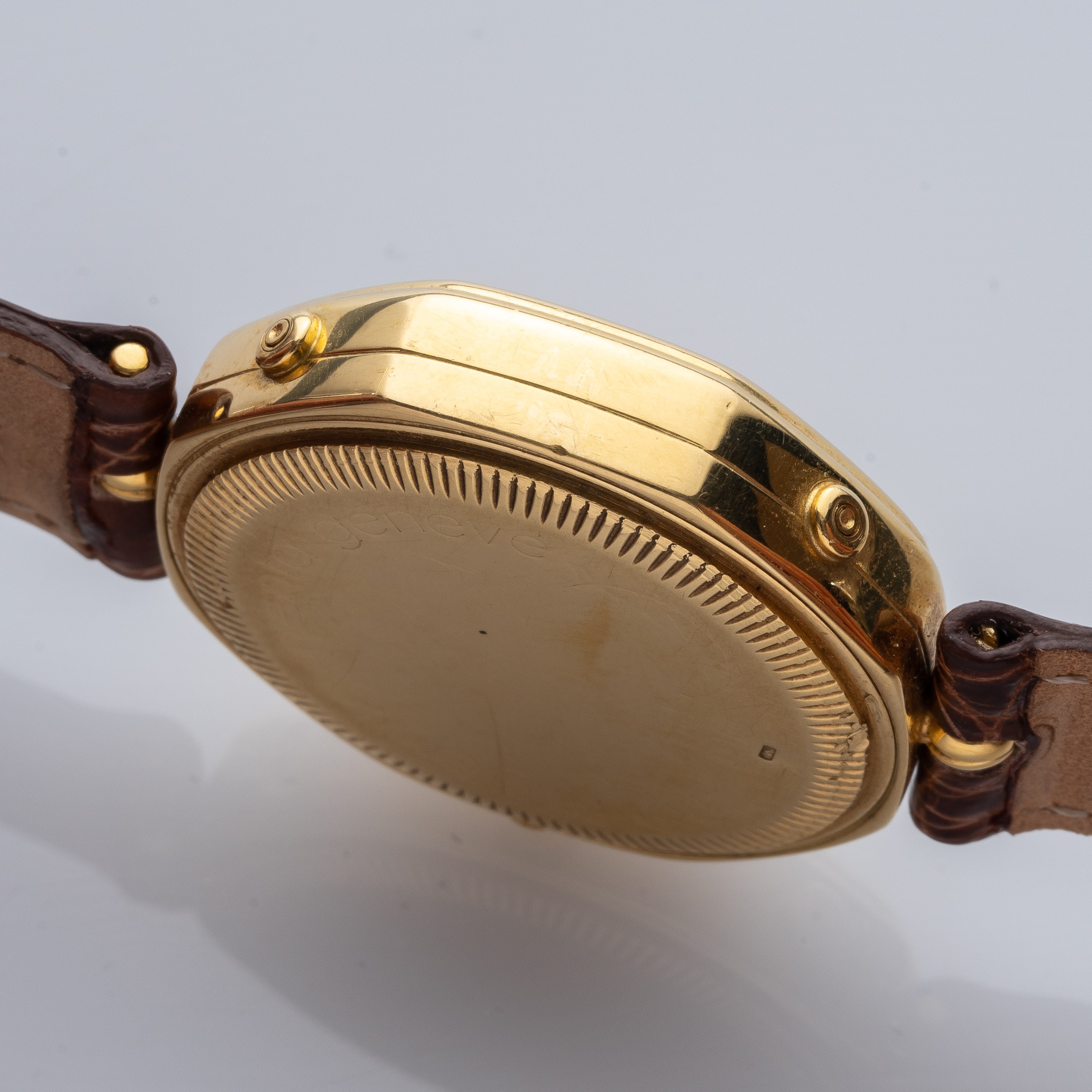GERALD GENTA - FOUR TIME ZONEOROLOGIO AL QUARZO IN ORO GIALLO 18KT CON QUATTRO FUSI ORARI E CASSA...