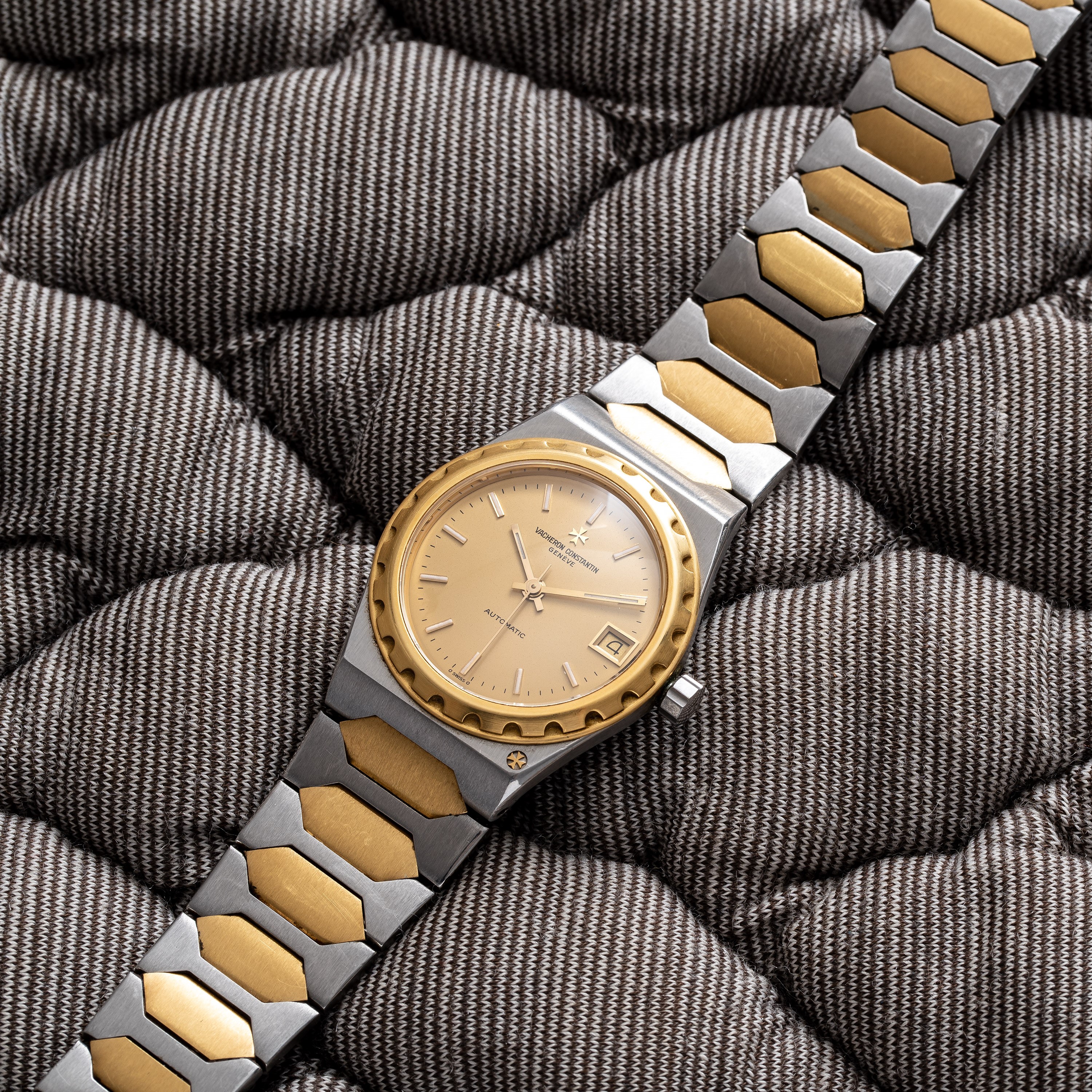 VACHERON CONSTANTIN - OVERSEASOROLOGIO A CARICA AUTOMATICA IN ORO GIALLO 18KT E ACCIAIO CON QUADR...