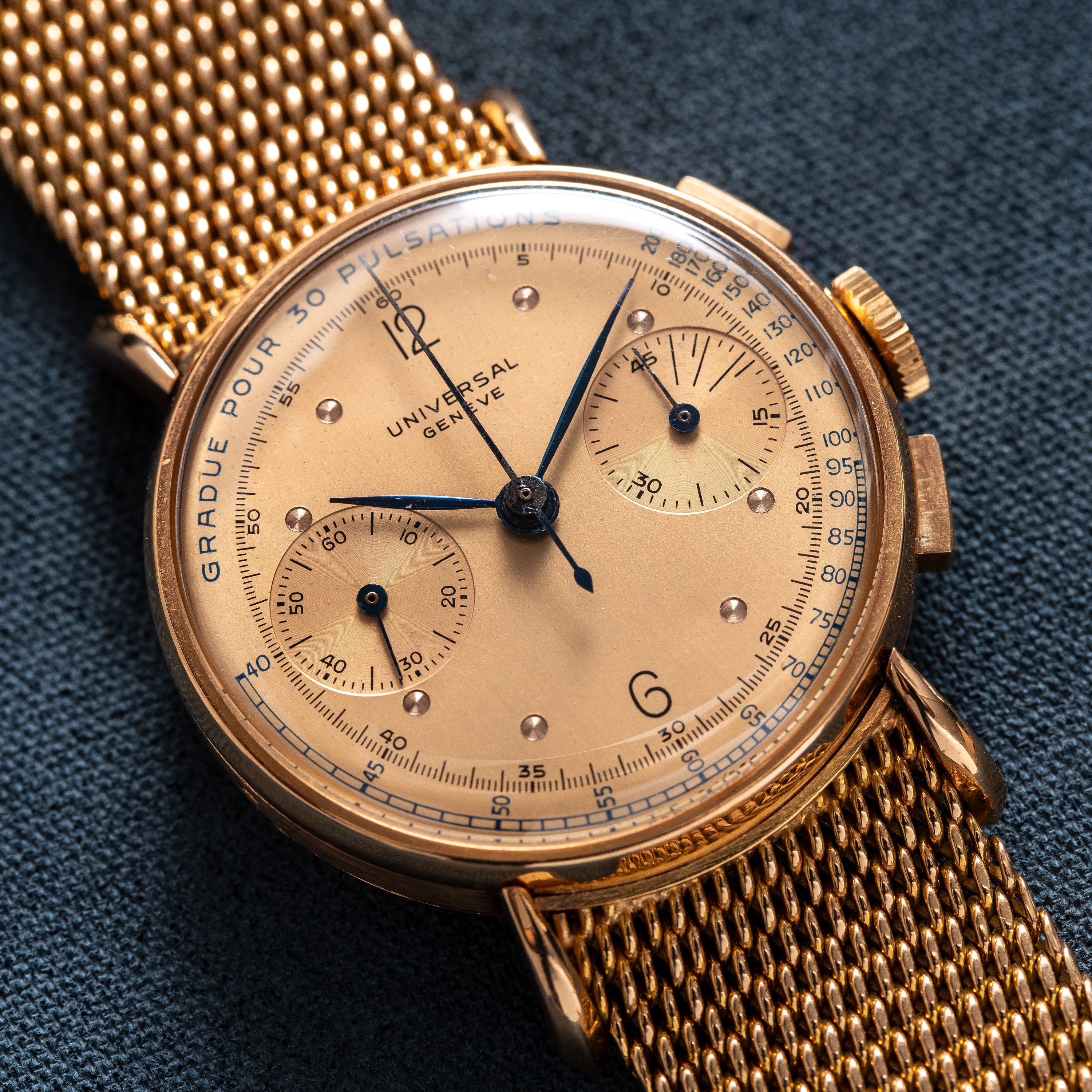 UNIVERSAL GENEVE - CRONOGRAFO PULSOMETRICOOROLOGIO A CARICA MANUALE IN ORO ROSA 18KT CON ANSE DI ...