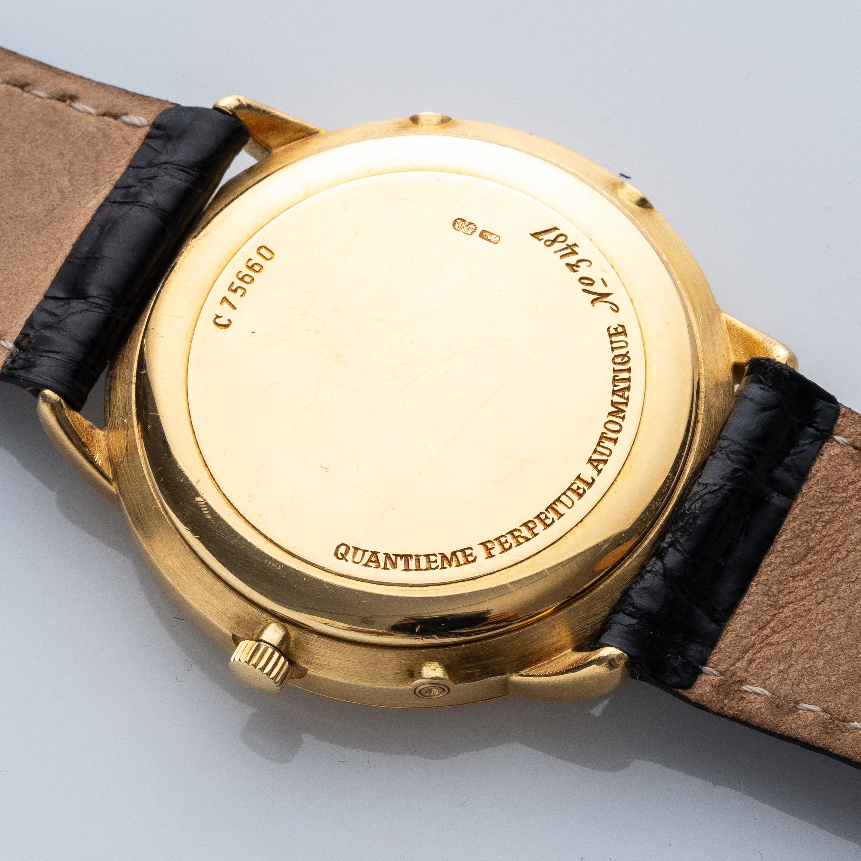 AUDEMARS PIGUET - QUANTIEME PERPETUALOROLOGIO A CARICA AUTOMATICA IN ORO GIALLO 18KT CALENDARIO P...