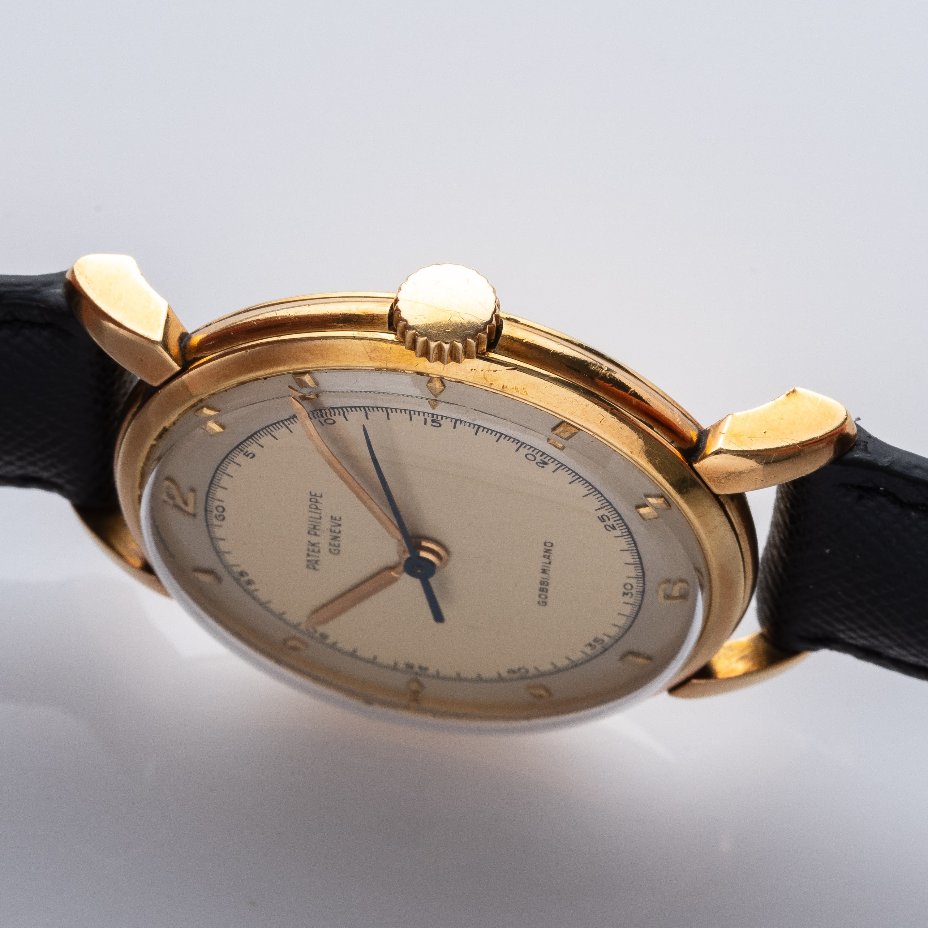 PATEK PHILIPPE - CALATRAVAOROLOGIO SOLO TEMPO IN ORO 18KT CON ANSE DI FORMA A CARICA MANUALE E QU...