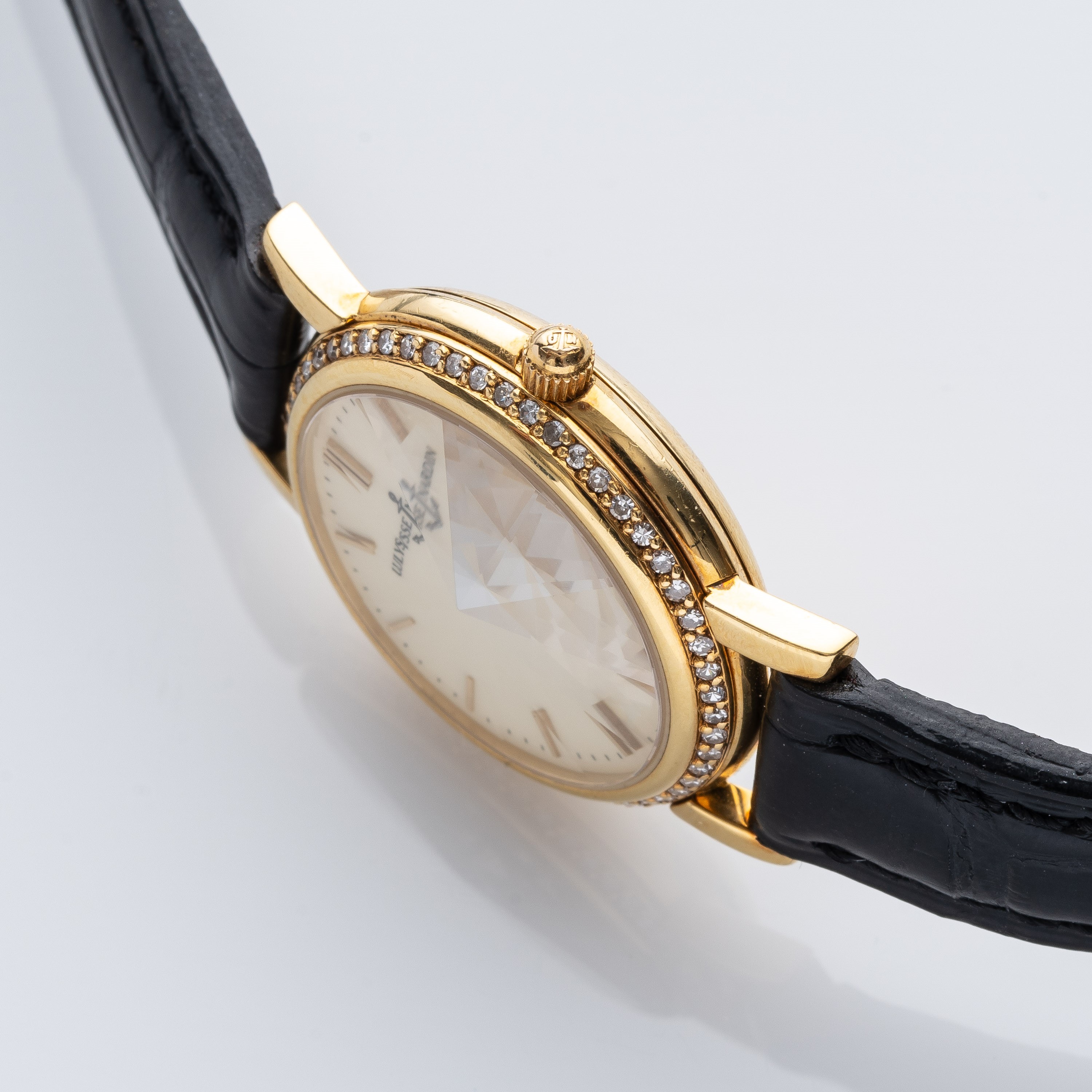ULYSSE NARDIN - OROLOGIO DA DONNA A CARICA AUTOMATICA IN ORO GIALLO 18 KT CON GHIERA IN DIAMANTI ...