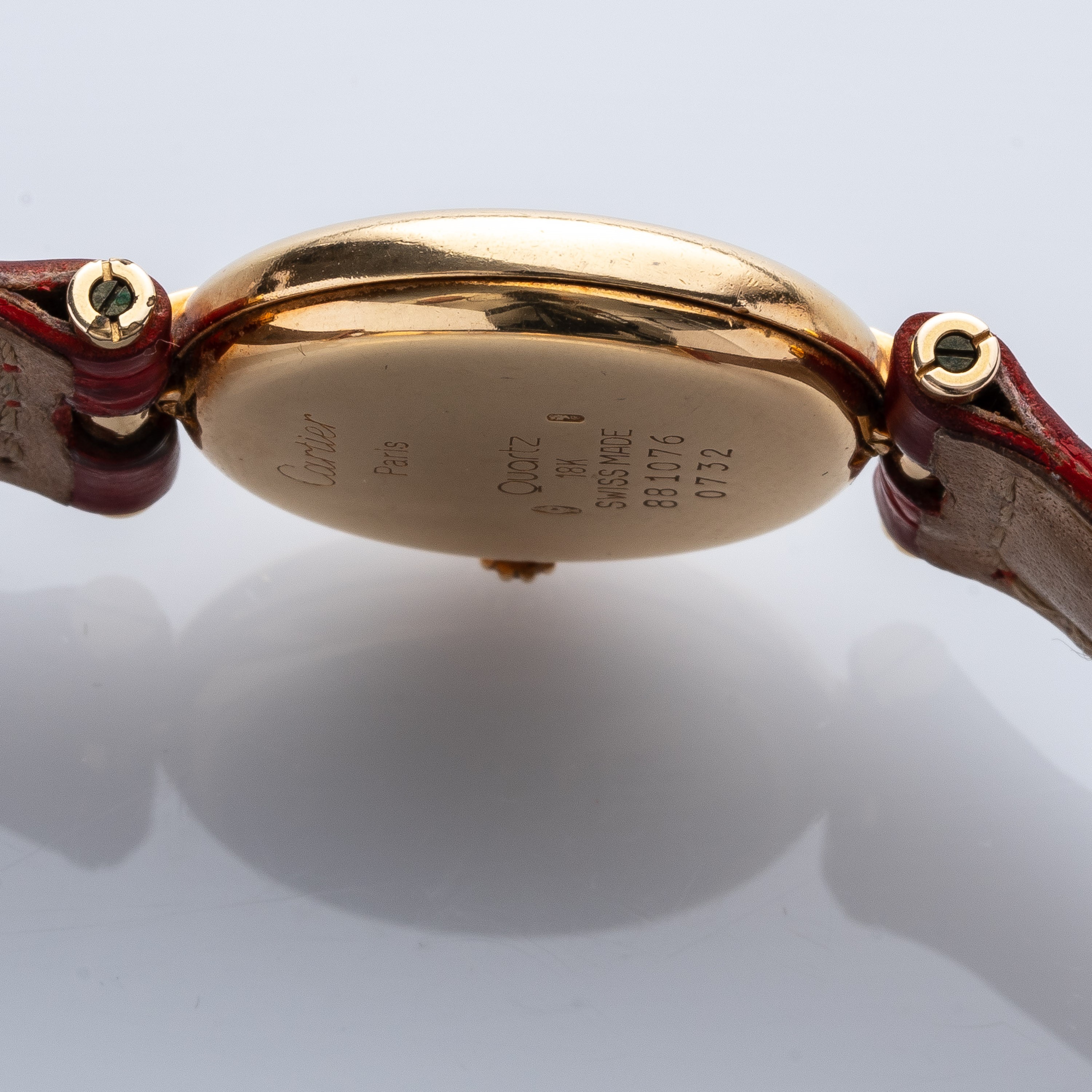 CARTIER - VENDOMEOROLOGIO SOLO TEMPO DA DONNA IN ORO GIALLO 18KT E DIAMANTI A CARICA AL QUARZO.