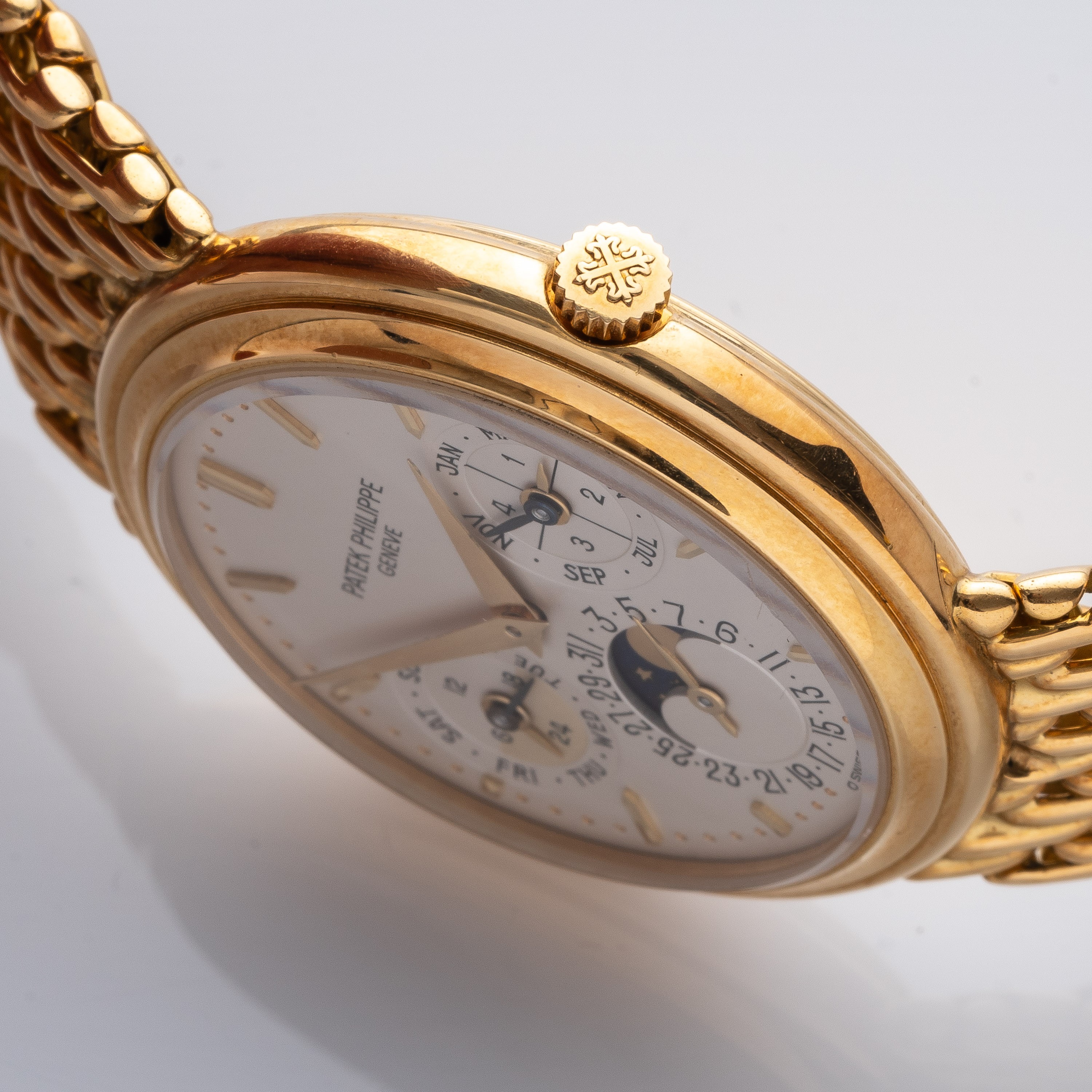 PATEK PHILIPPE - CALENDARIO PERPETUOOROLOGIO A CARICA AUTOMATICA IN ORO GIALLO 18KT CON BRACCIALE...
