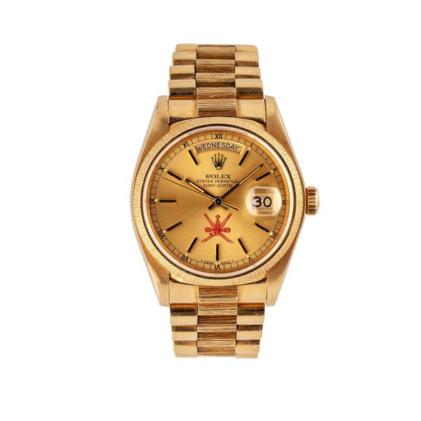 ROLEX : ROLEX - DAY DATE  OROLOGIO DAY DATE A CARICA AUTOMATICA IN ORO GIALLO 18KT, BRACCIALE PRESIDENT, LAVORAZIONE A CORTECCIA, QUADRANTE SPADE DELL' OMAN.  - Asta THE ONE For passionate only - Spangaro & Co Aste