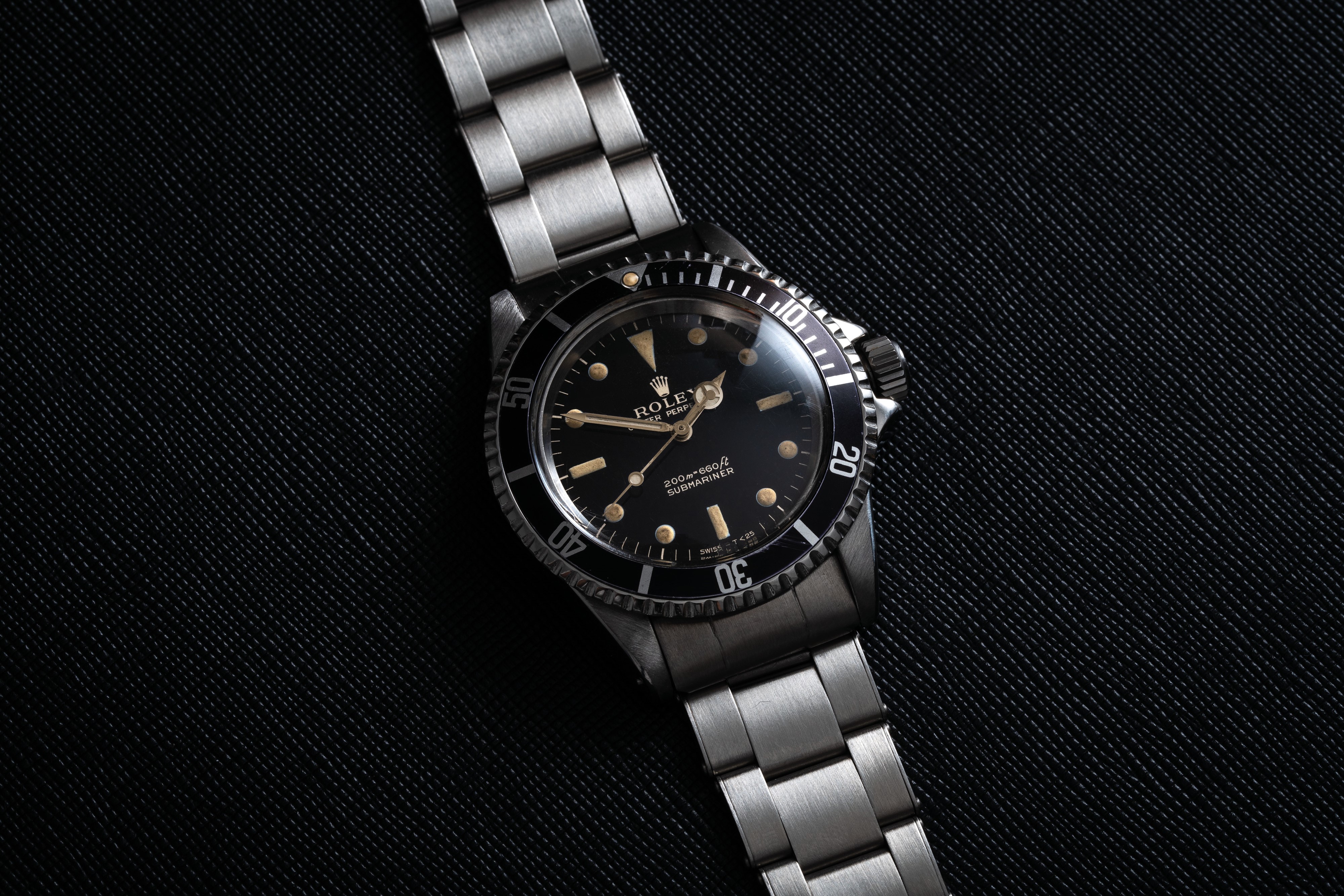 ROLEX - SUBMARINEROROLOGIO SUBACQUEO AUTOMATICO IN ACCIAIO CON QUADRANTE GILT.