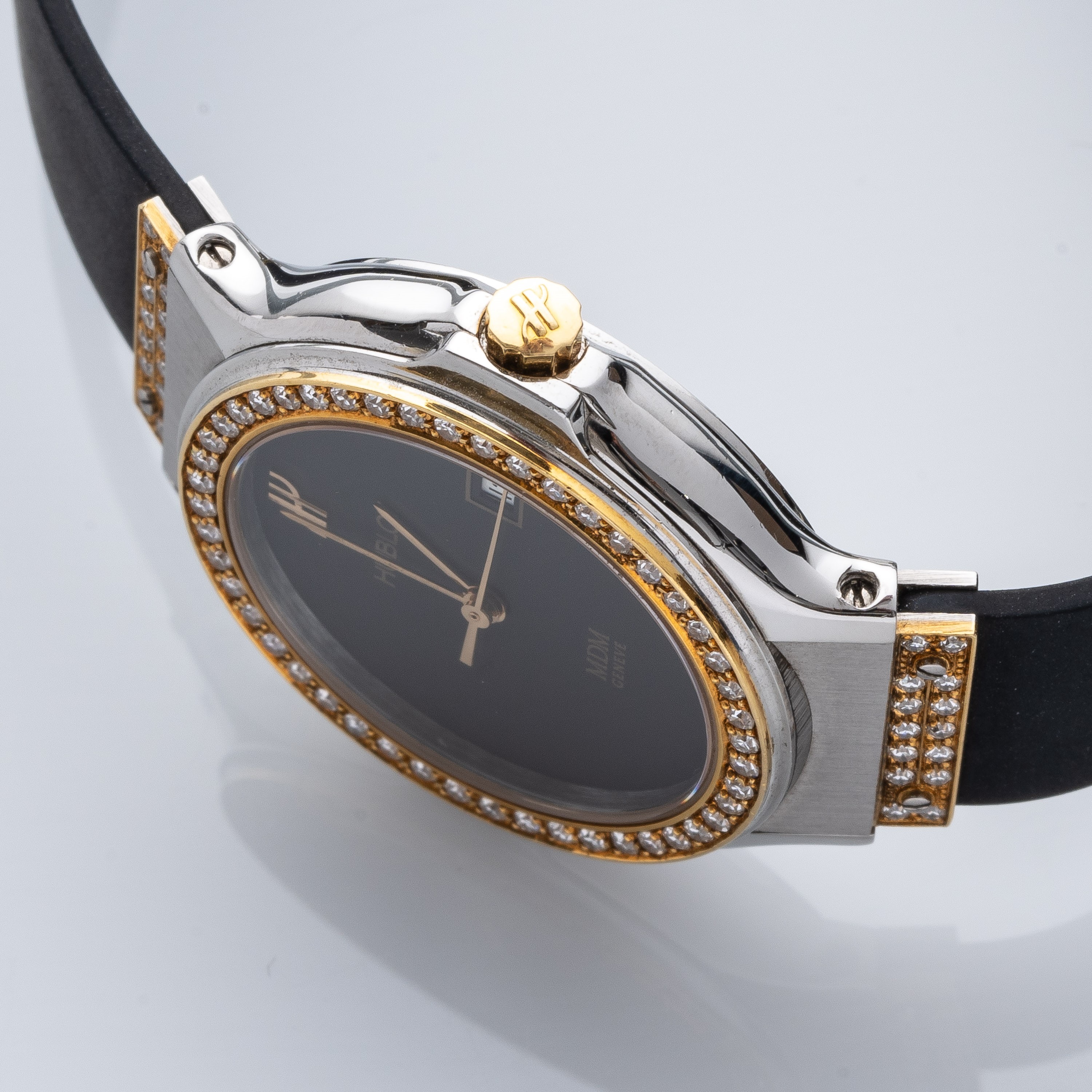 MDM LADY DIAMONDOROLOGIO SOLO TEMPO AL QUARZO IN ACCIAIO E ORO GIALLO 18KT E GHIERA IN DIAMANTI.
