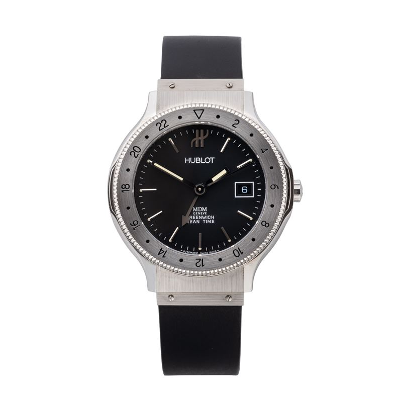 MDM GMTOROLOGIO IN ACCIAIO A CARICA AUTOMATICA GMT CON QUADRANTE NERO E DATARIO AD ORE TRE.