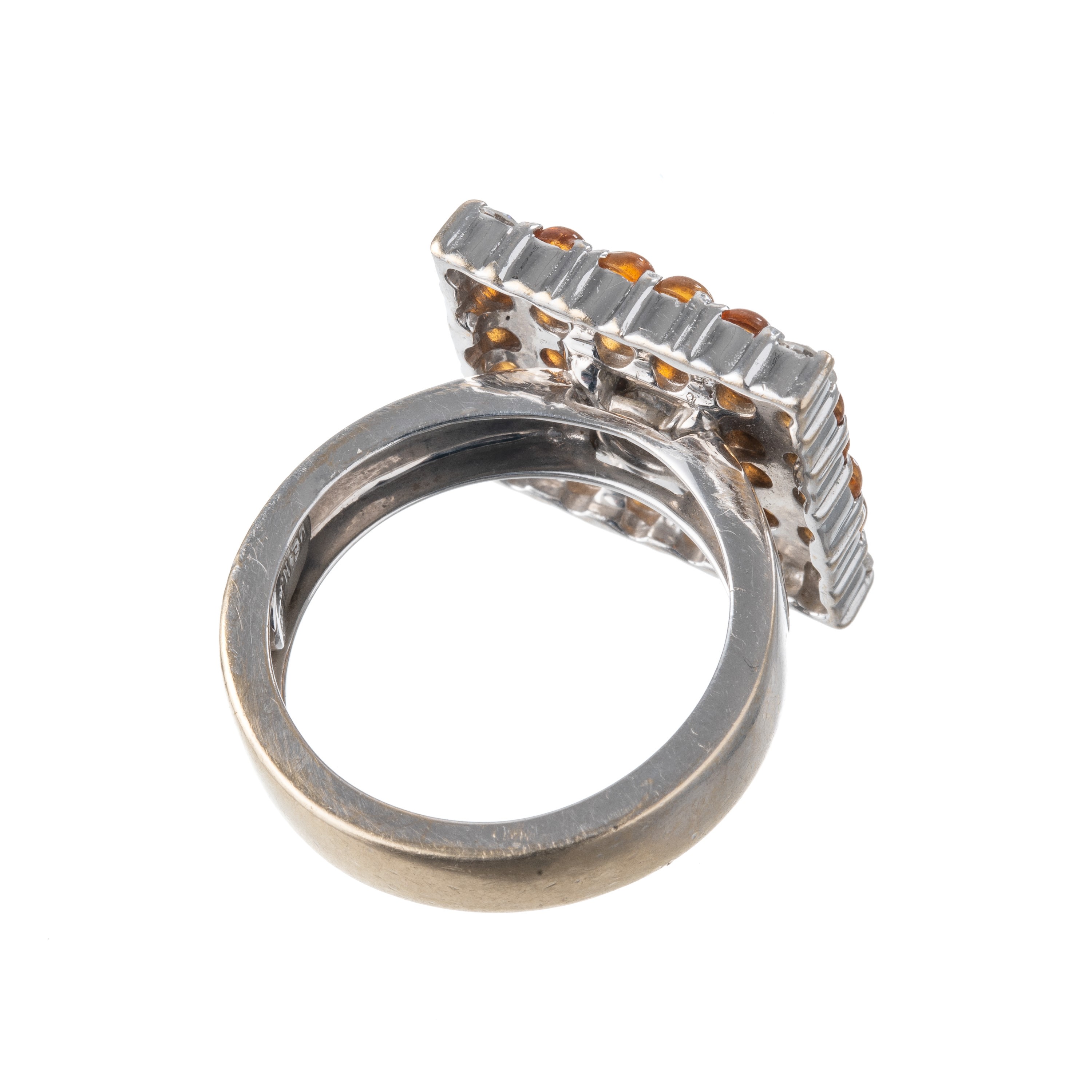 ANELLO IN ORO BIANCO 18KT CON QUARZI CITRINI E DIAMANTE CENTRALE