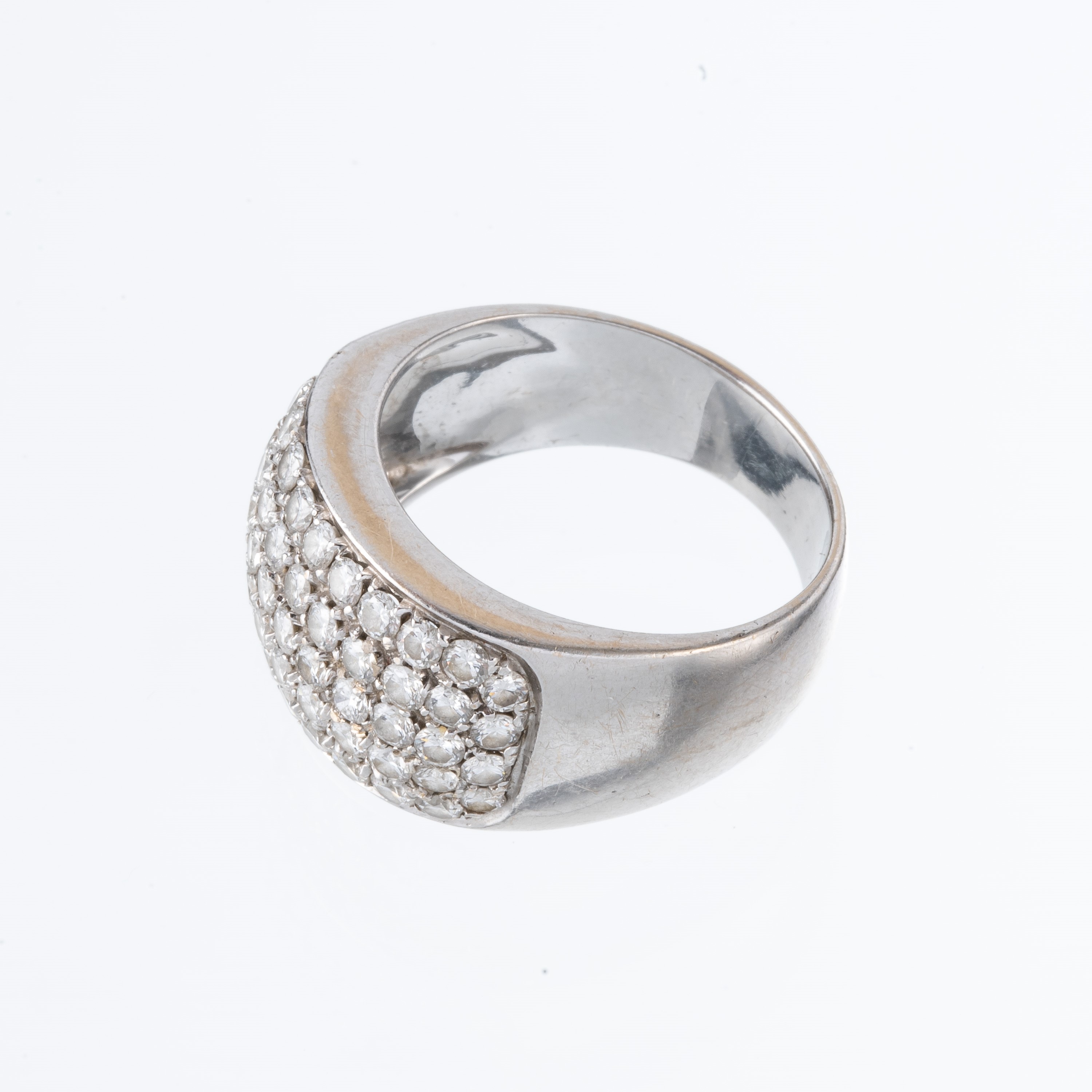 ANELLO PAVE’ DIAMANTI E ORO BIANCO 18KT