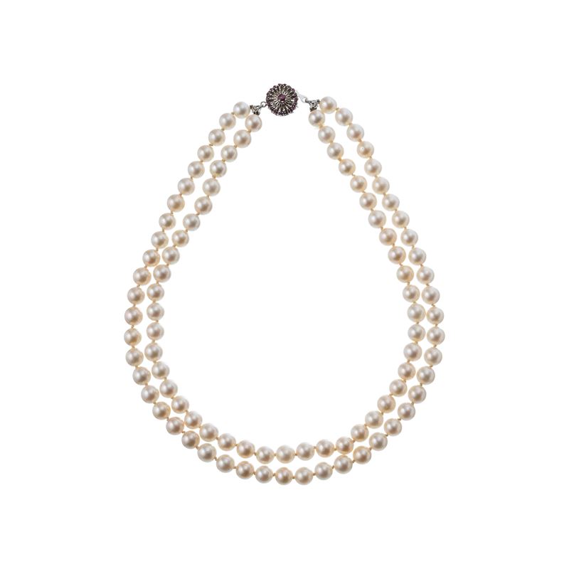 GIROCOLLO IN PERLE DI MARE CON CHIUSURA IN ORO BIANCO 18KT E RUBINI