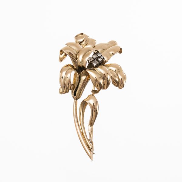 SPILLA IN ORO GIALLO 18KT E DIAMANTINI A MOTIVO FLOREALE