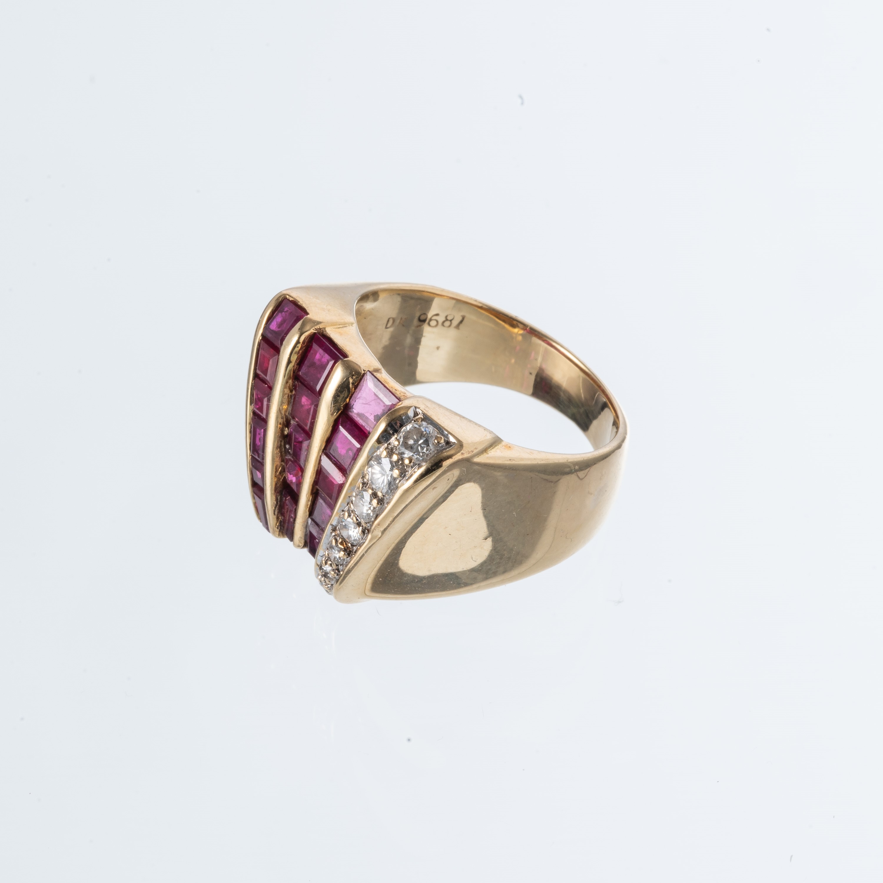 ANELLO IN ORO GIALLO 14KT CON RUBINI E DIAMANTI