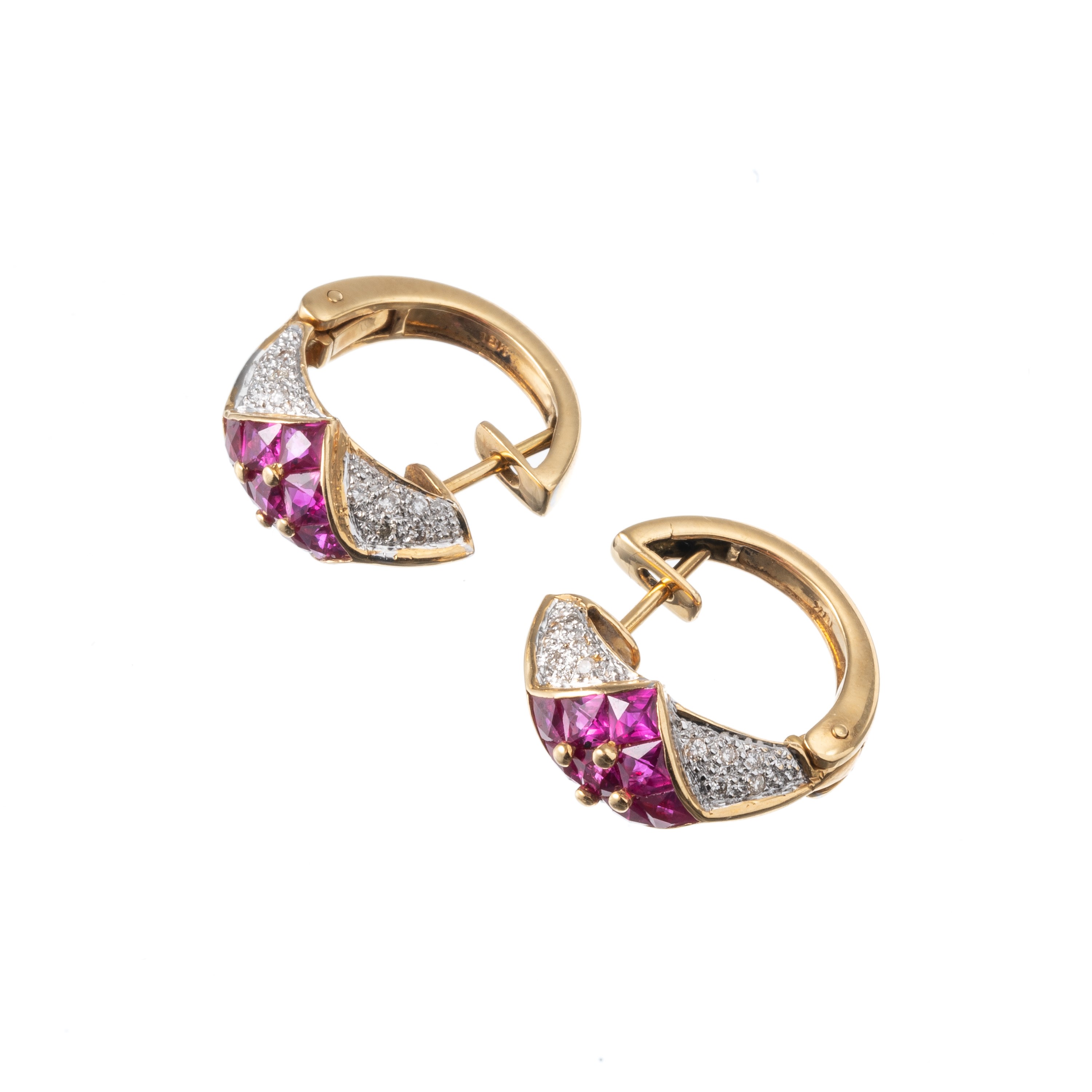 ORECCHINI IN ORO GIALLO 18 KT A CERCHIO CON RUBINI SINTETICI E BRILLANTI