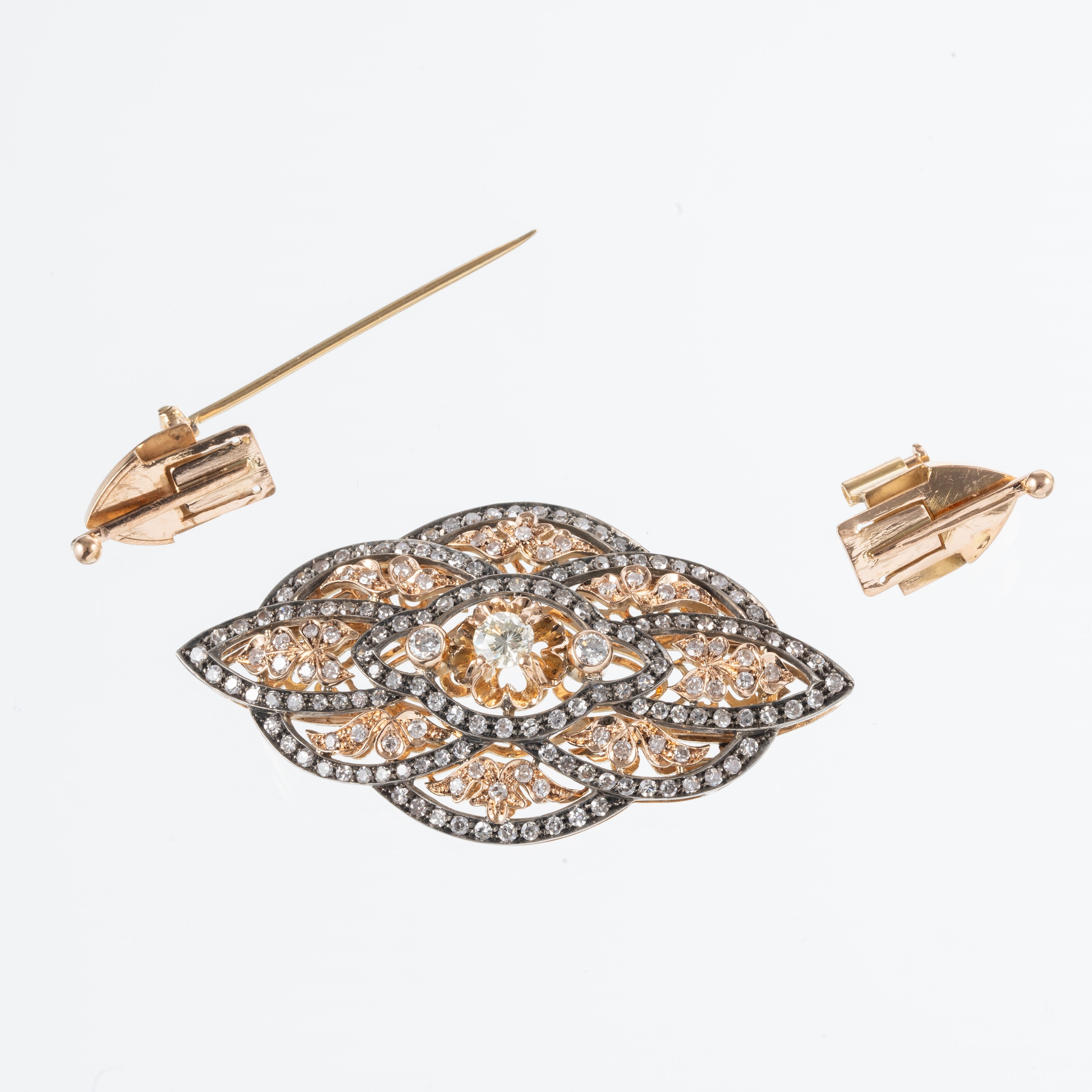 SPILLA TRASFORMABILE IN PENDENTE IN ORO ROSSO 18KT E ARGENTO BRUNITO CON DIAMANTE CENTRALE E CONT...