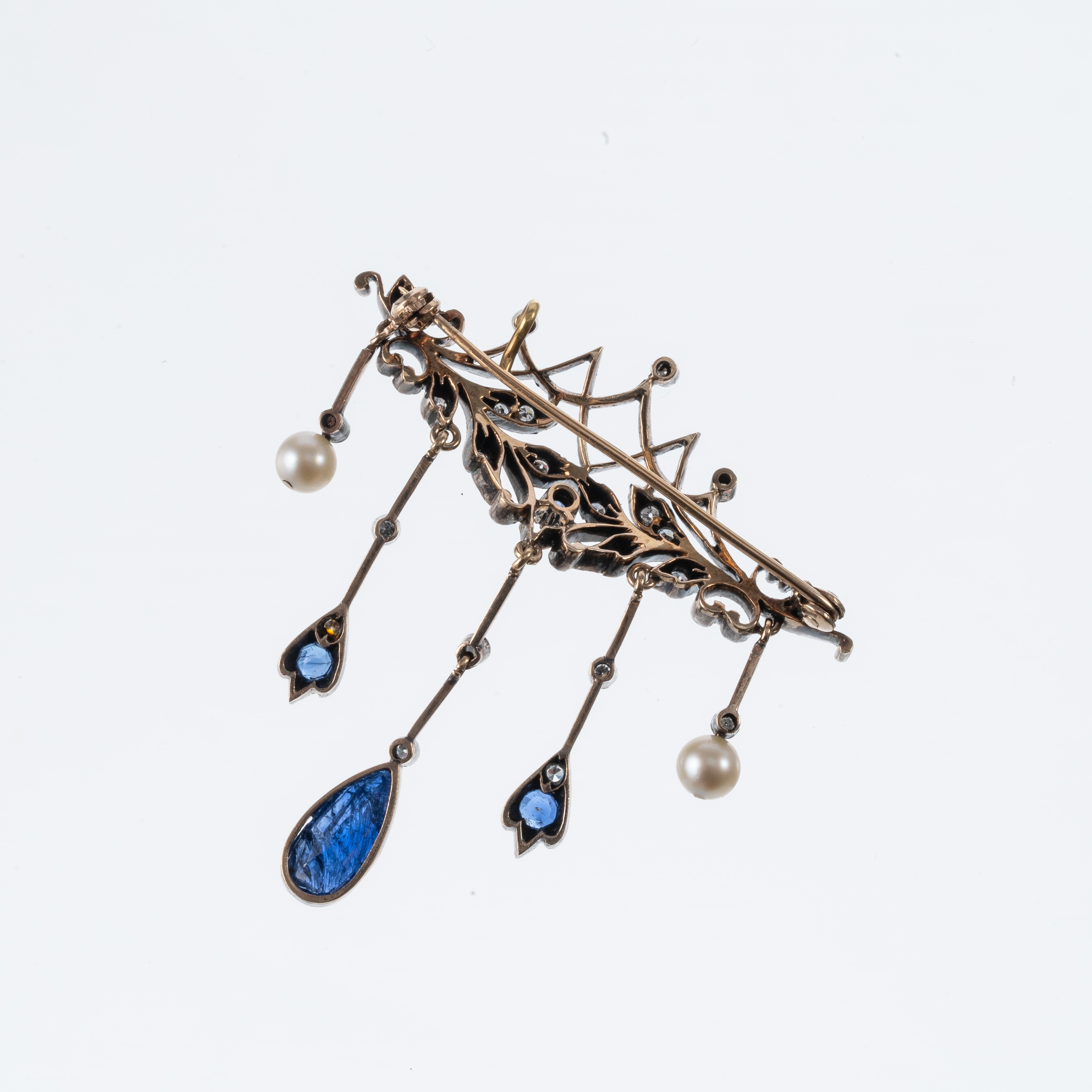 SPILLA/CIONDOLO IN ORO GIALLO 18 KT, ARGENTO, ZAFFIRI, PERLE E DIAMANTI HUIT-HUIT