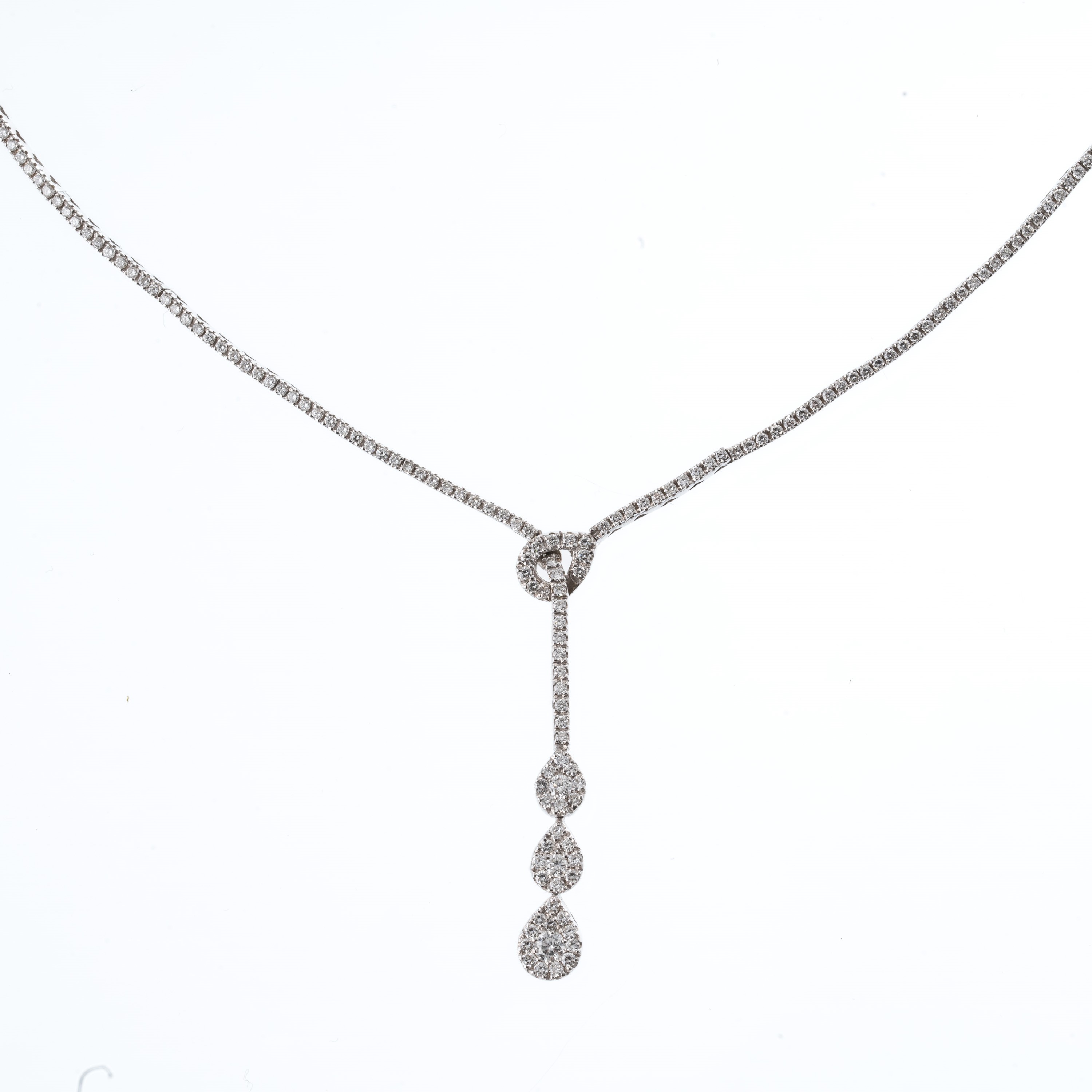 GIROCOLLO RIGIDO IN ORO BIANCO 18 KT CON DIAMANTI CT. 0.73