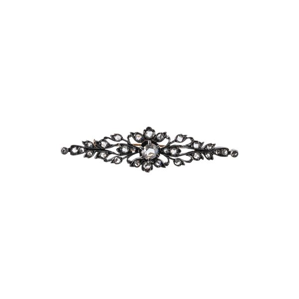 SPILLA ANTICA IN ORO BIANCO 18 KT, ARGENTO E DIAMANTI