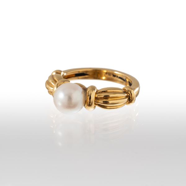 TIFFANY &amp; CO - TIFFANY- ANELLO  ANELLO TIFFANY IN ORO GIALLO 18 KT CON PERLA