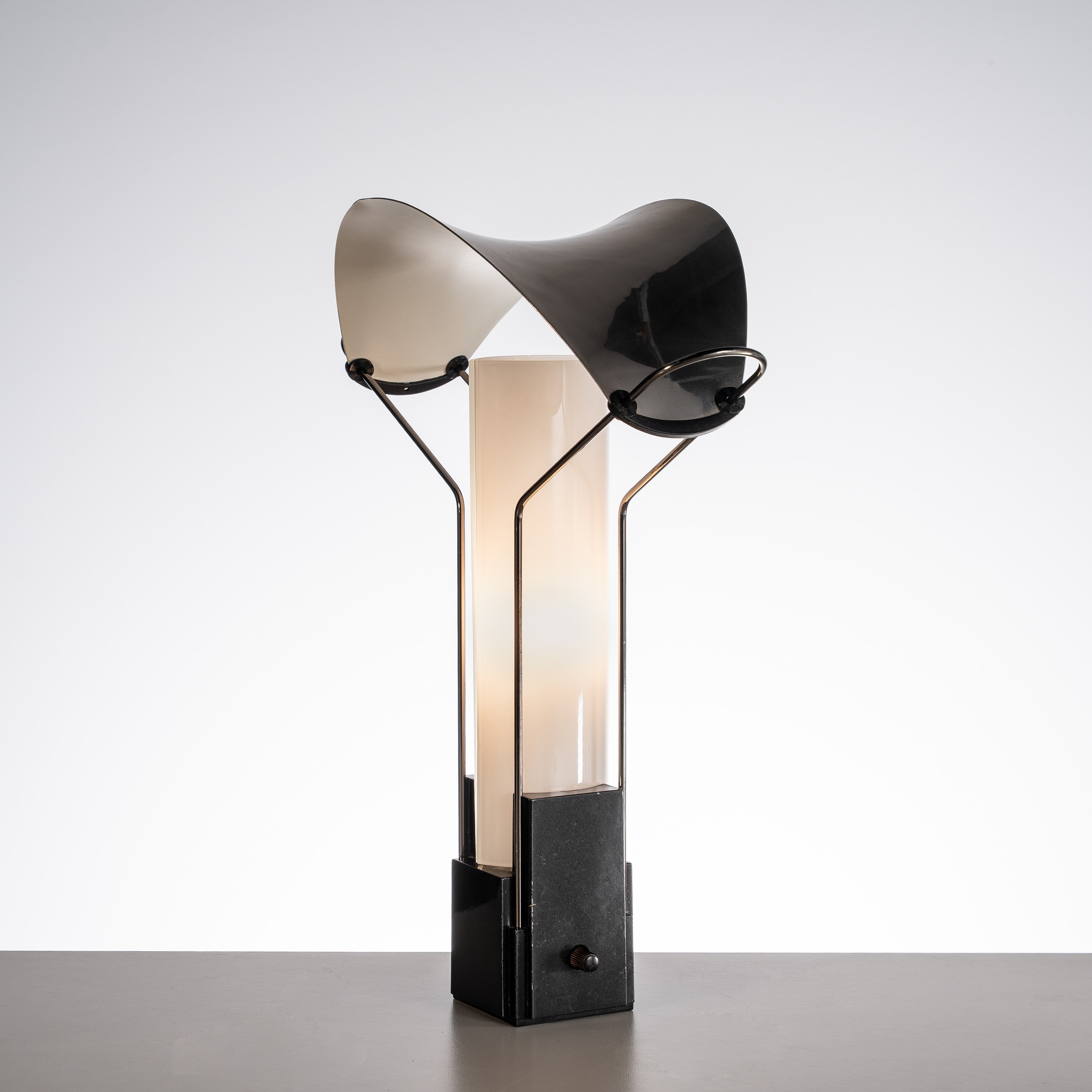 PERRY KING E SANTIAGO MIRANDA, COPPIA DI LAMPADE 'PALIO'