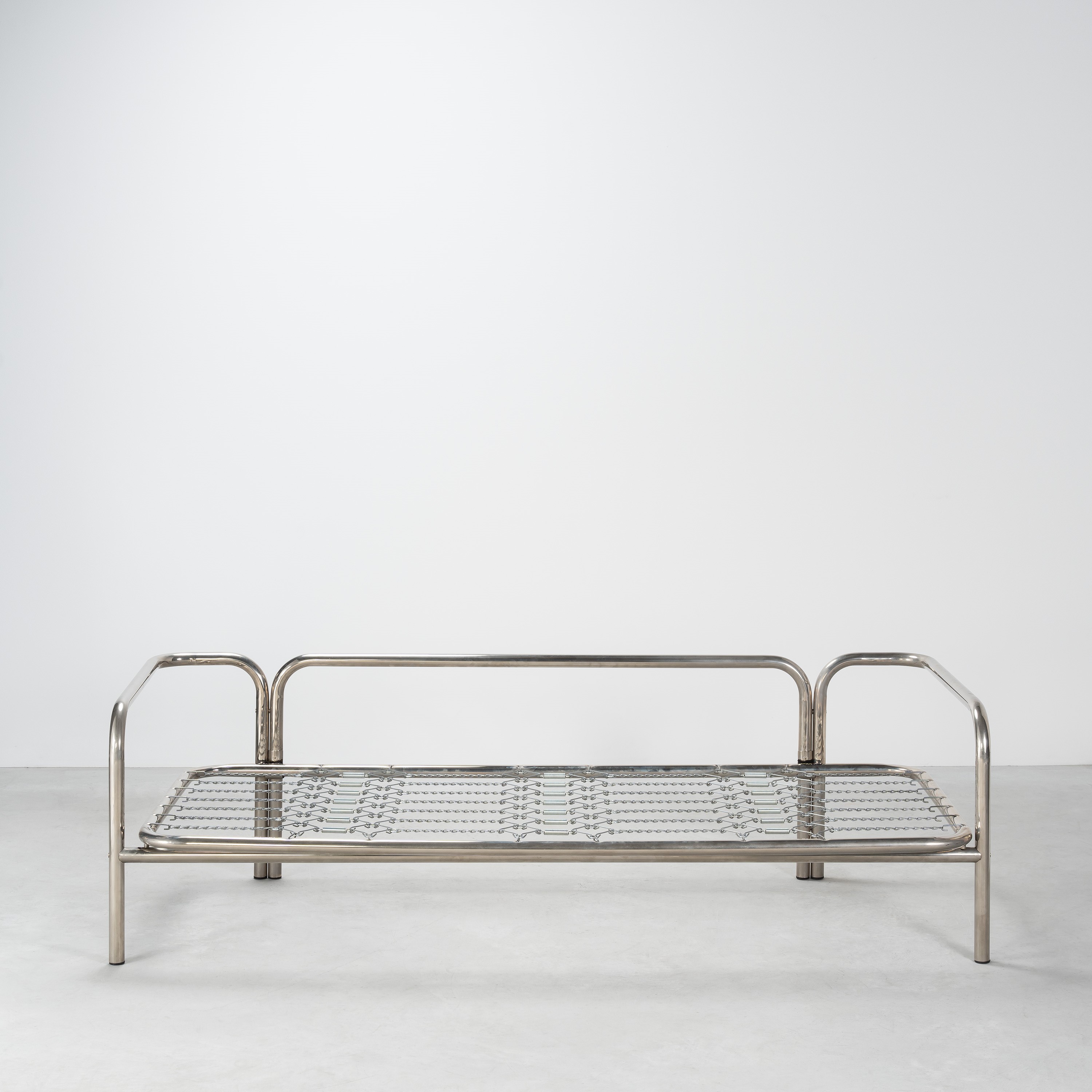 GAE AULENTI, LETTO 'LOCUS SOLUS'