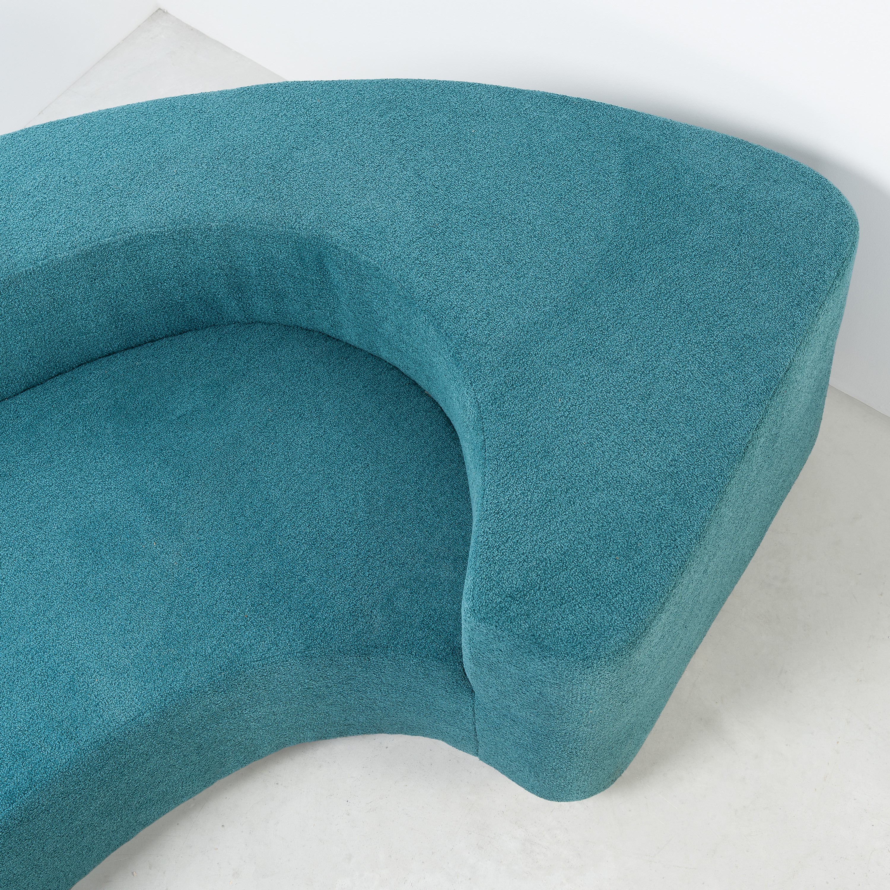 ROBERTO PAMIO, NOTI MASSARI E RENATO TOSO, DIVANO ANGOLARE 'LARA'