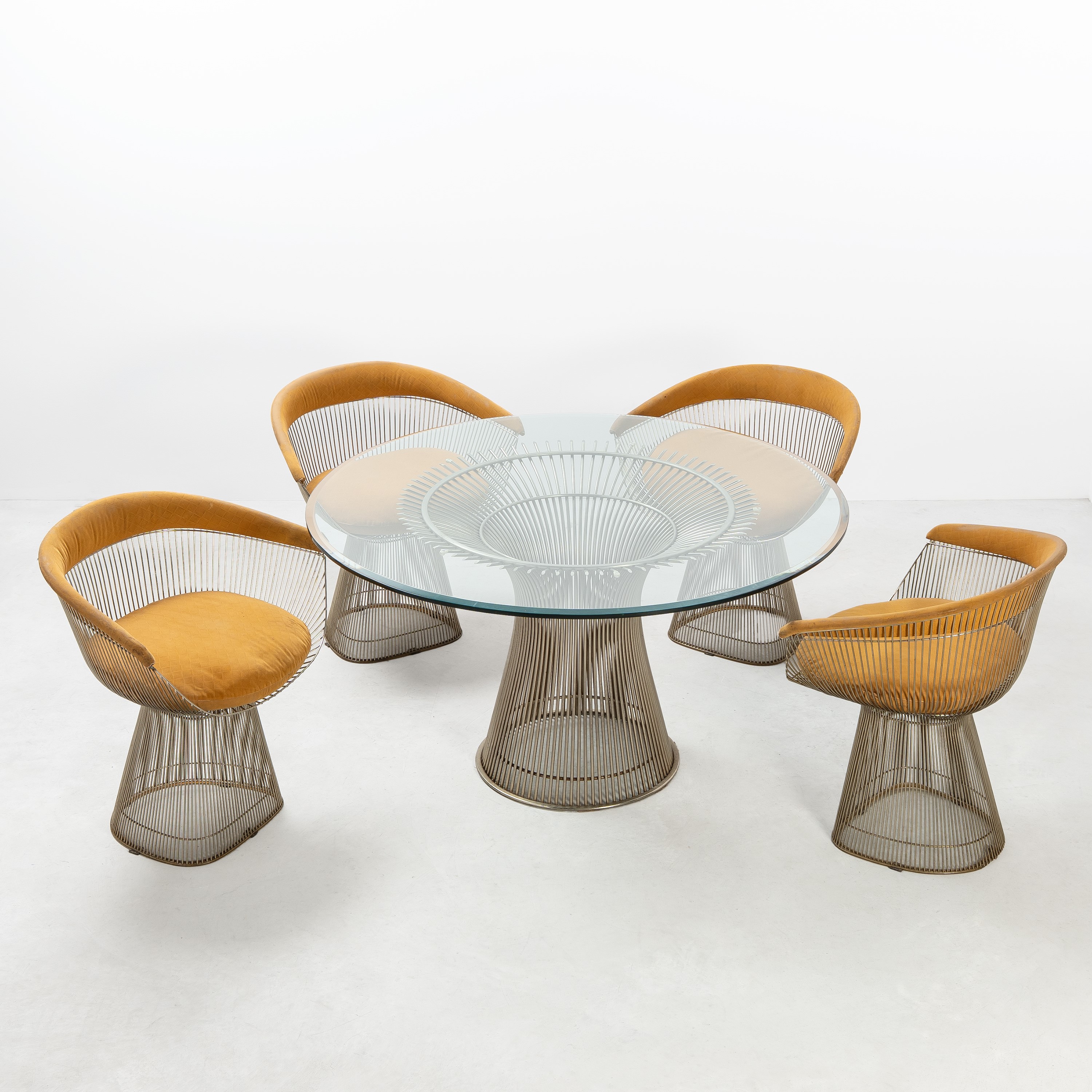 WARREN PLATNER, TAVOLO E QUATTRO SEDIE