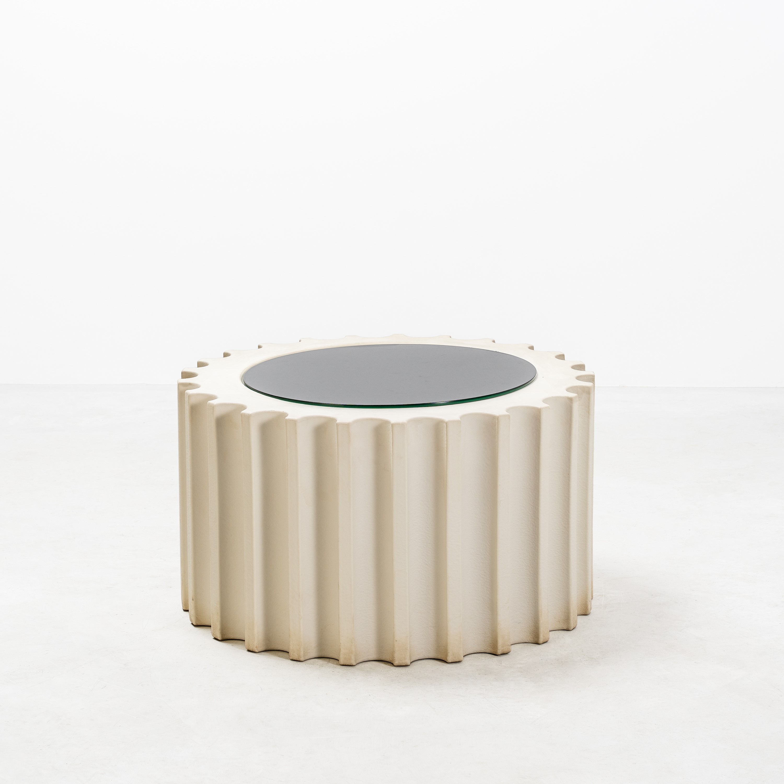 STUDIO 65, POLTRONA 'ATTICA', E TAVOLINO 'ATTICA TL'