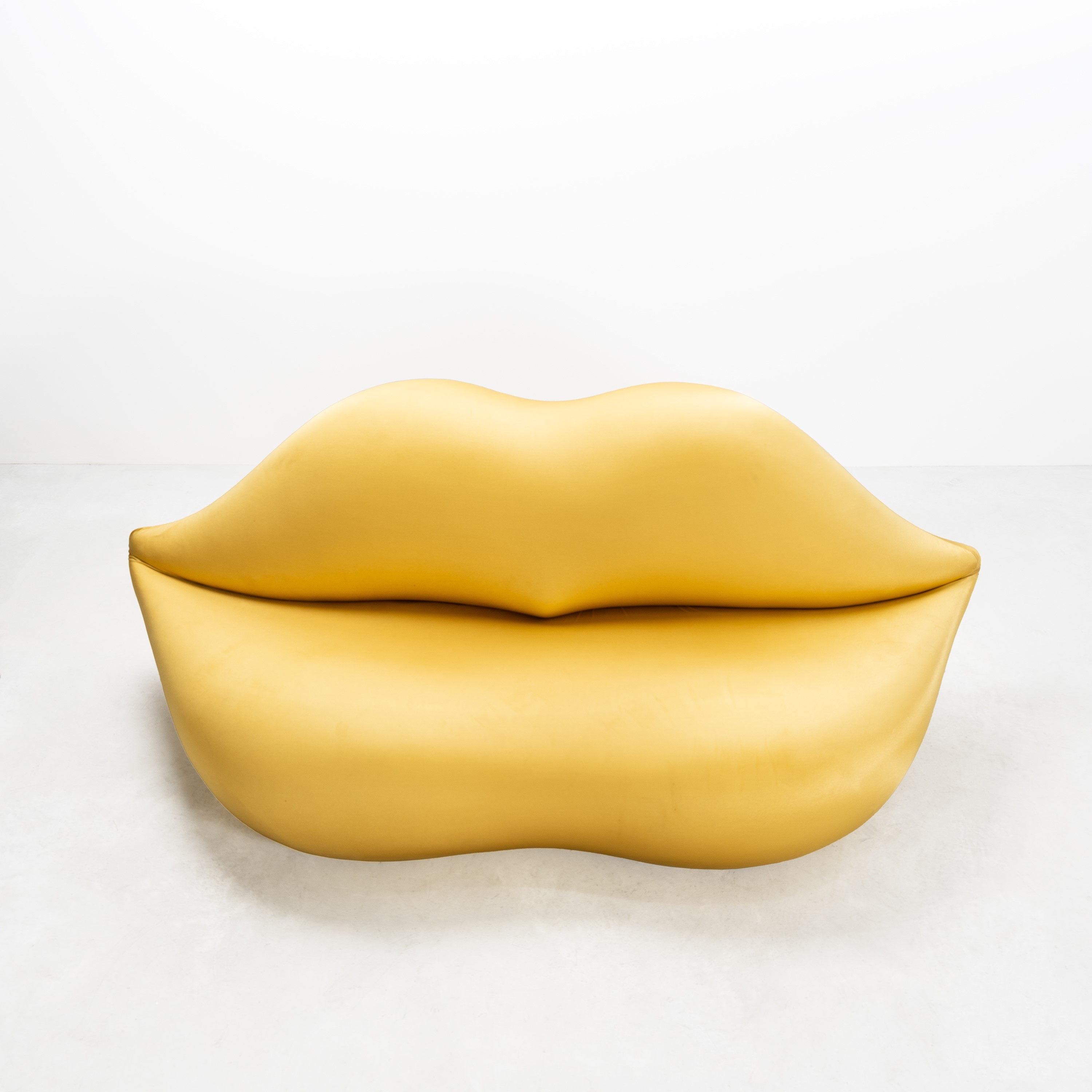 STUDIO 65, DIVANO 'BOCCA UNLIMITED - YELLOW 109'
