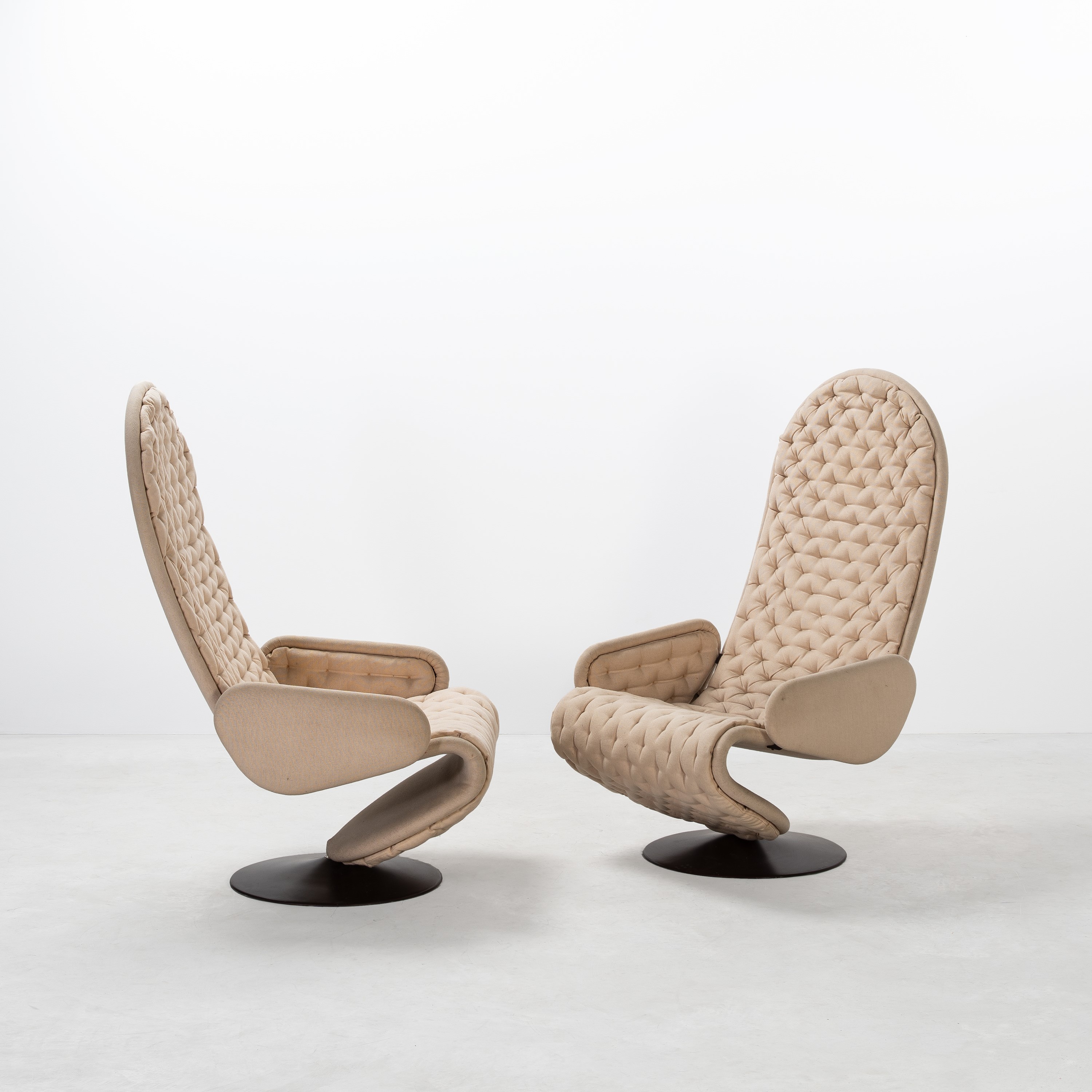 VERNER PANTON, DIVANETTO MODULARE E DUE POLTRONE '1-2-3 DELUXE'