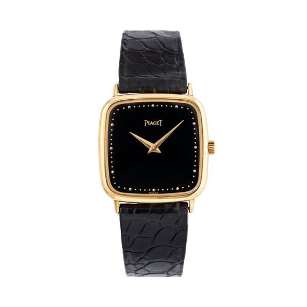 PIAGET - PIAGET MANUAL WINDING 18KT YELLOW GOLD WATCH WITH ONYX DIAL