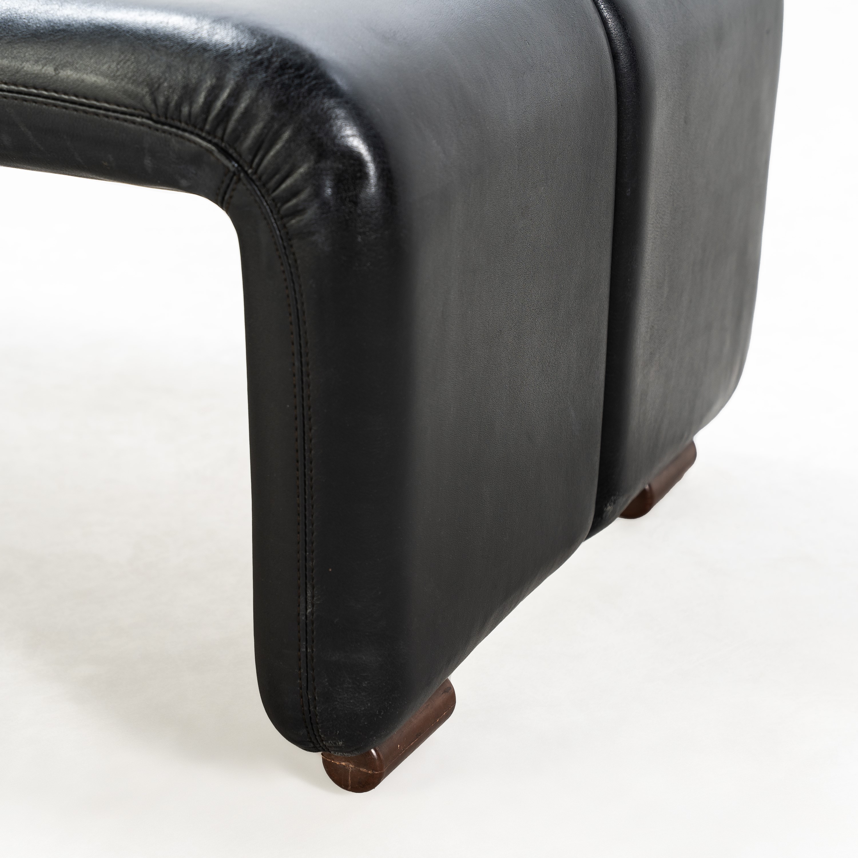 AFRA E TOBIA SCARPA, COPPIA DI SGABELLI 'CORONADO'