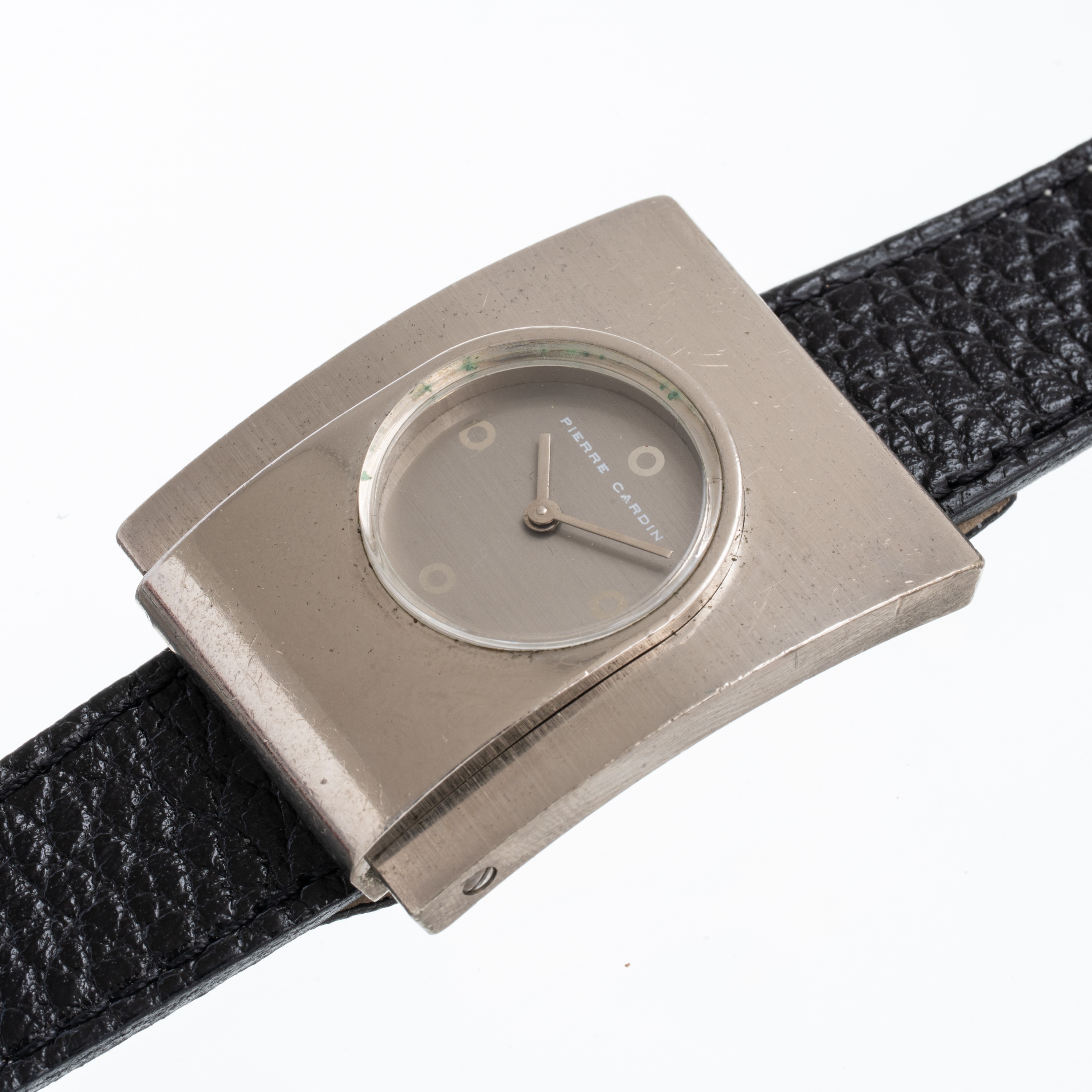 PIERRE CARDIN - TANKOROLOGIO SOLO TEMPO A CARICA MANUALE CON QUADRANTE GRIGIO