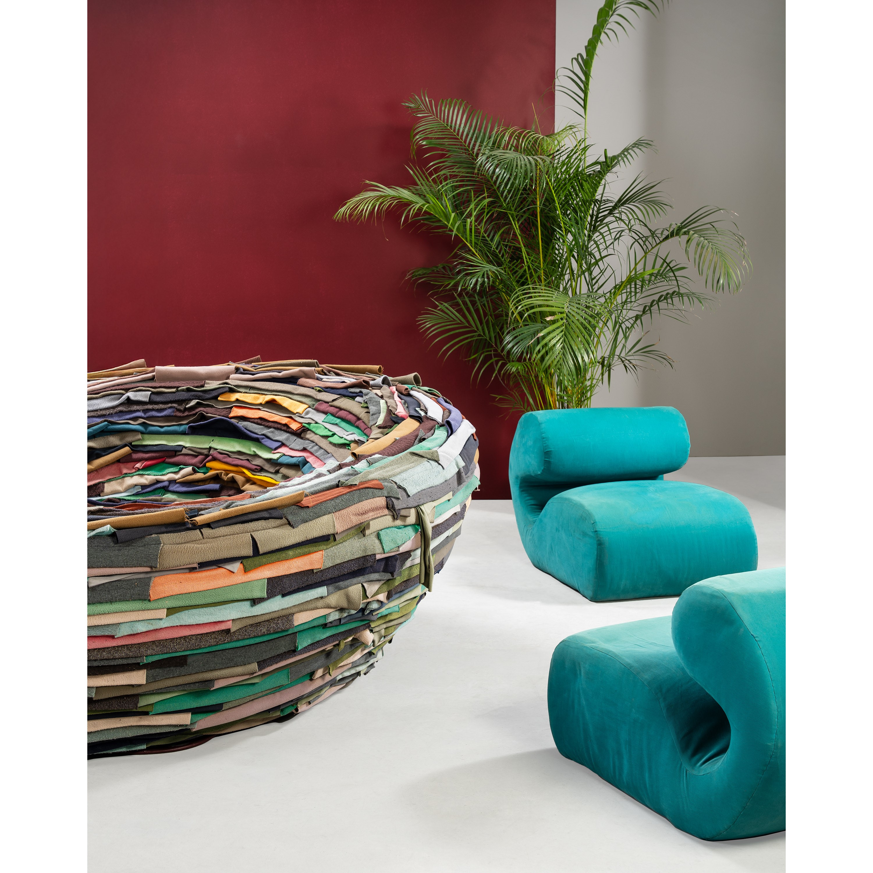 ANONIMO, DIVANETTO E COPPIA DI POLTRONE