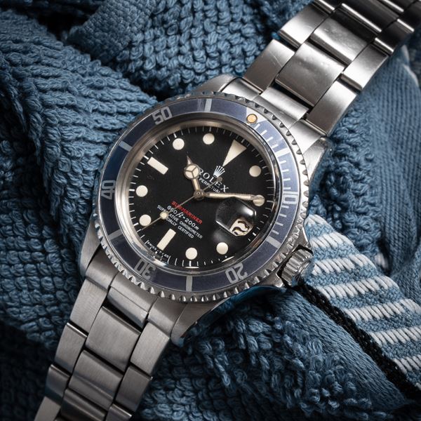 ROLEX - ROLEX - SUBMARINER AUTOMATIC STEEL WATCH WITH THREE-HOUR DATE