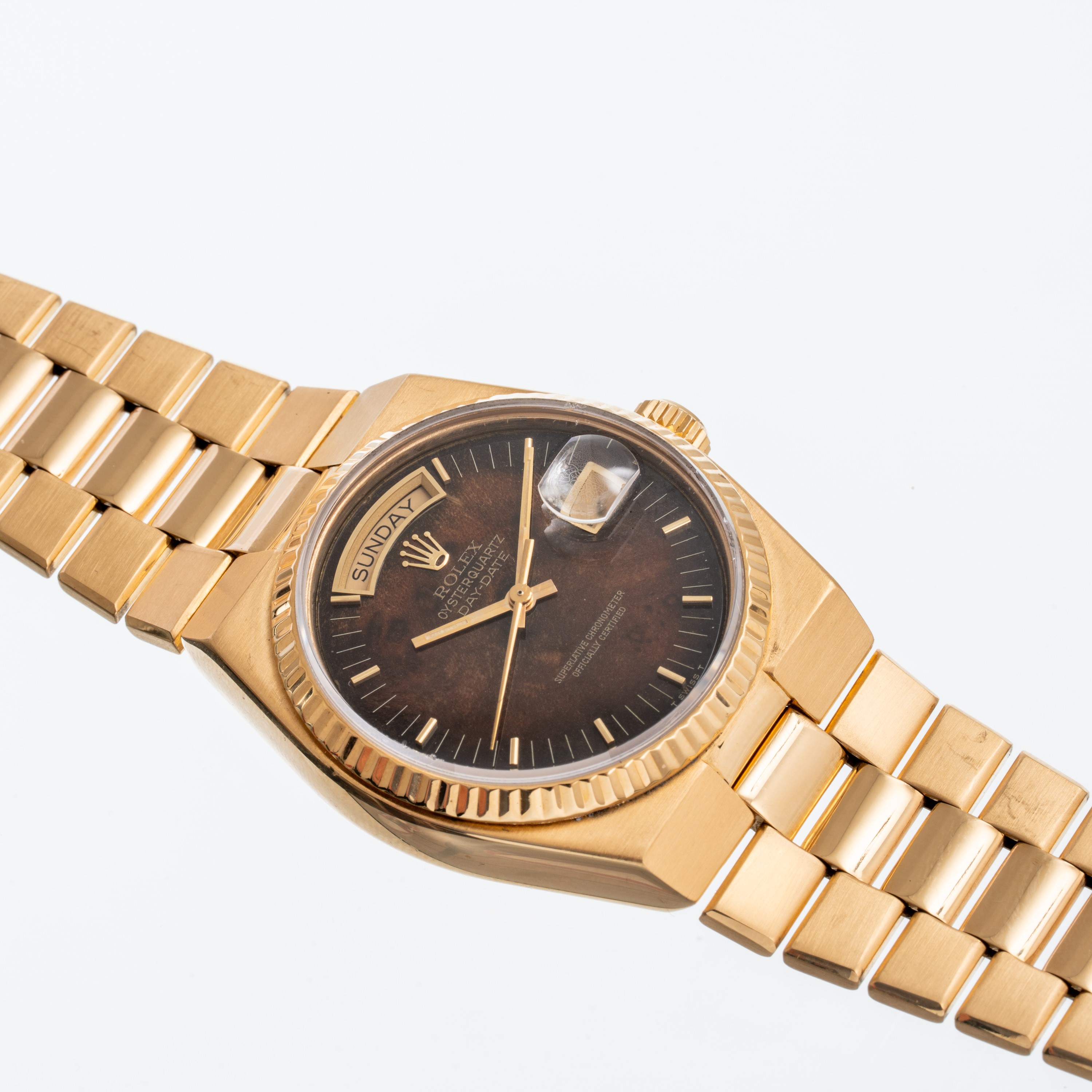 ROLEX - DAYDATE OYSTERQUARTZOROLOGIO AL QUARZO IN ORO GIALLO 18KT CON QUADRANTE IN RADICA