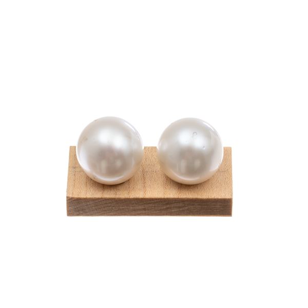 PAIR OF UNDRILLED AUSTRALIAN PEARLS