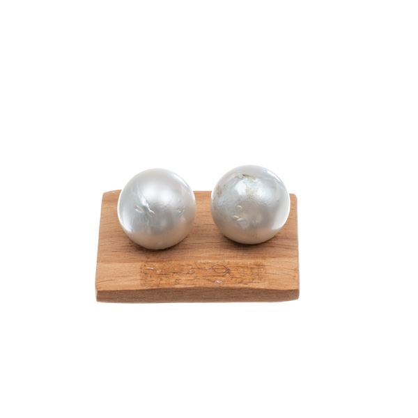 COPPIA DI PERLE AUSTRALIANE NON FORATE  15/16 MM