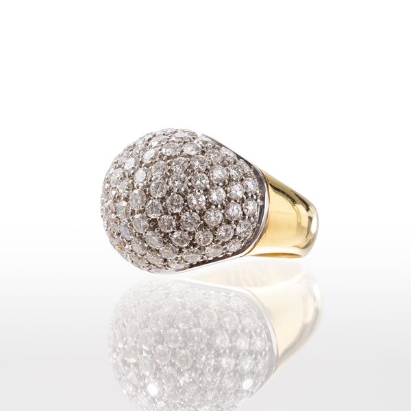 ANELLO IN ORO BIANCO E GIALLO 18 KT E PAVE' DI DIAMANTI