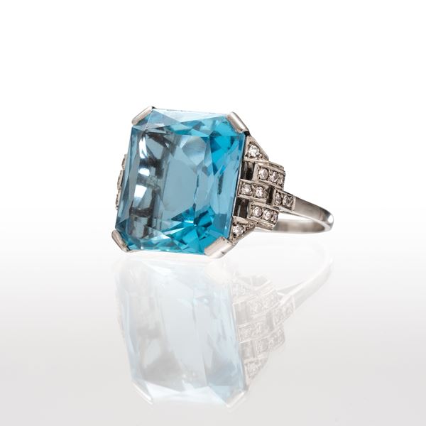 ANELLO IN ORO BIANCO 18 KT CON ACQUAMARINA