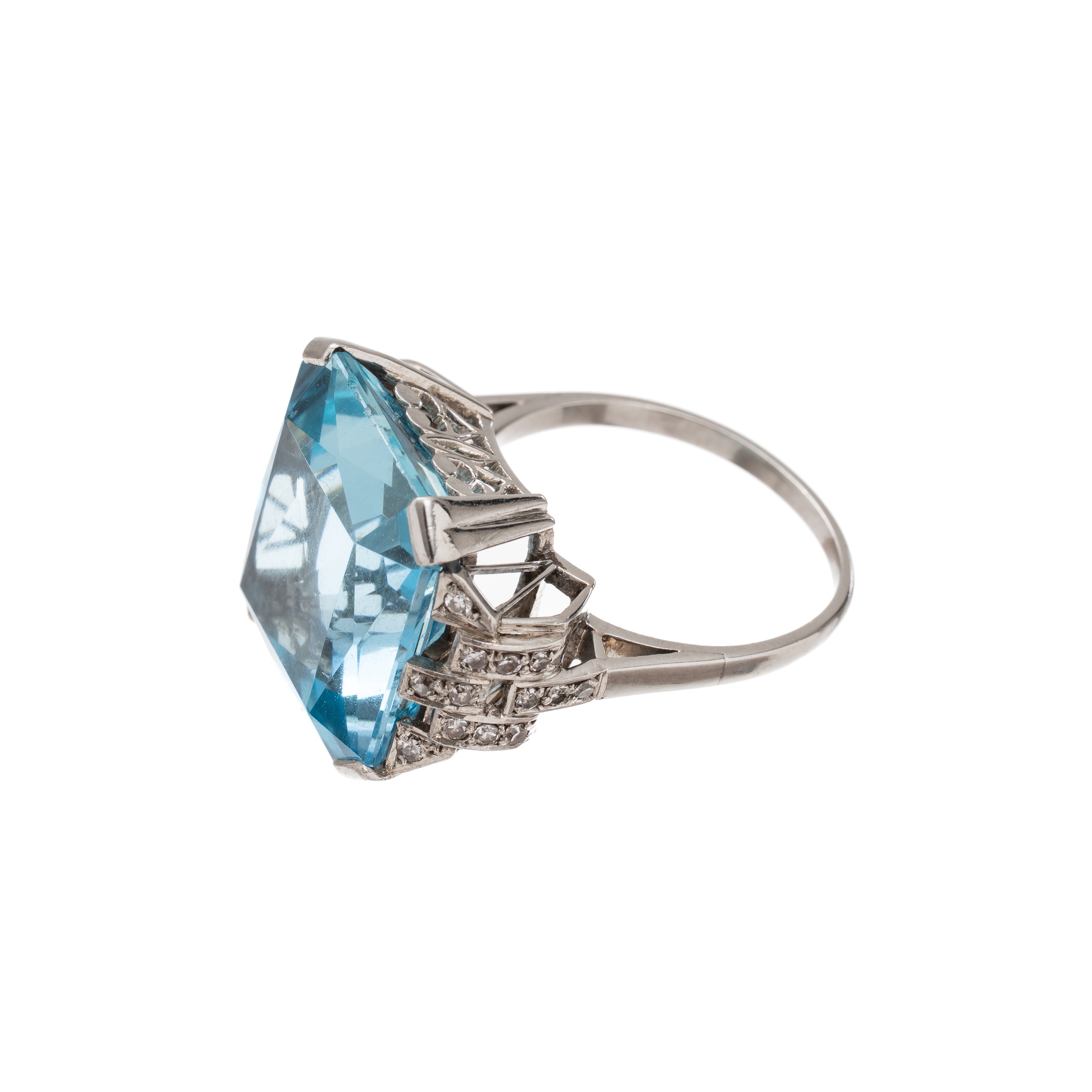 ANELLO IN ORO BIANCO 18 KT CON ACQUAMARINA