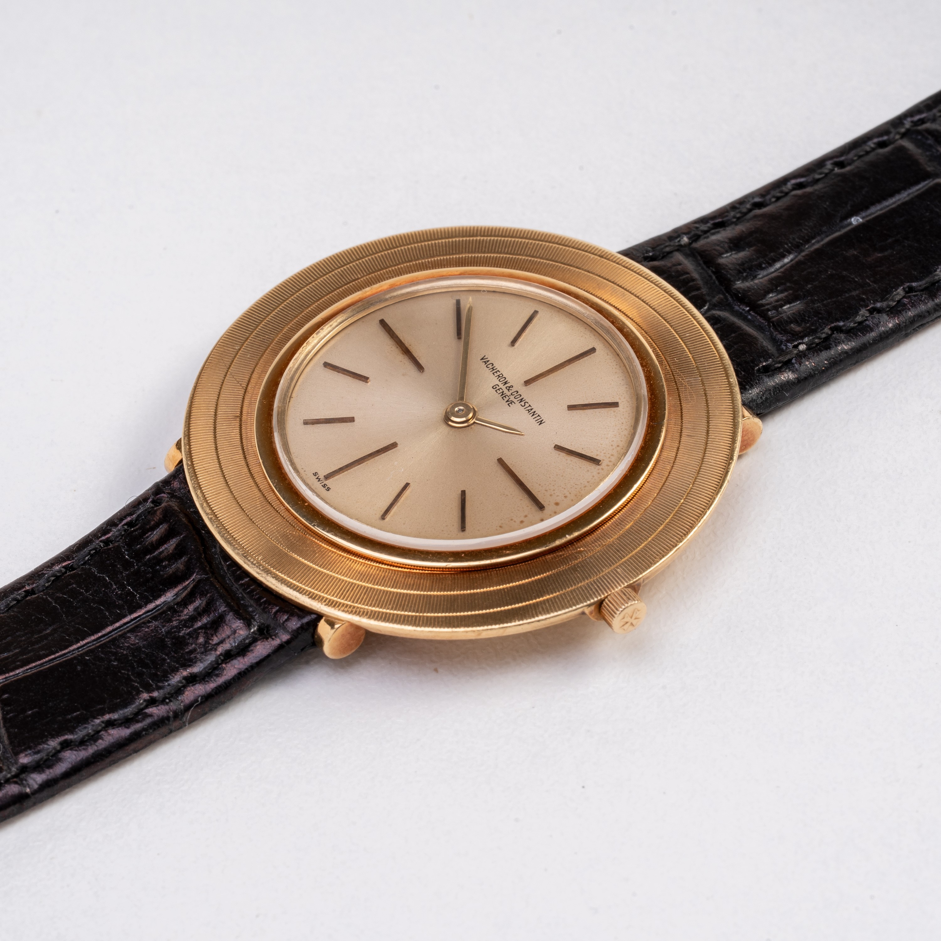 VACHERON CONSTANTIN - DISCO VOLANTE OROLOGIO SOLO TEMPO A CARICA MANUALE IN ORO GIALLO 18KT E QUA...